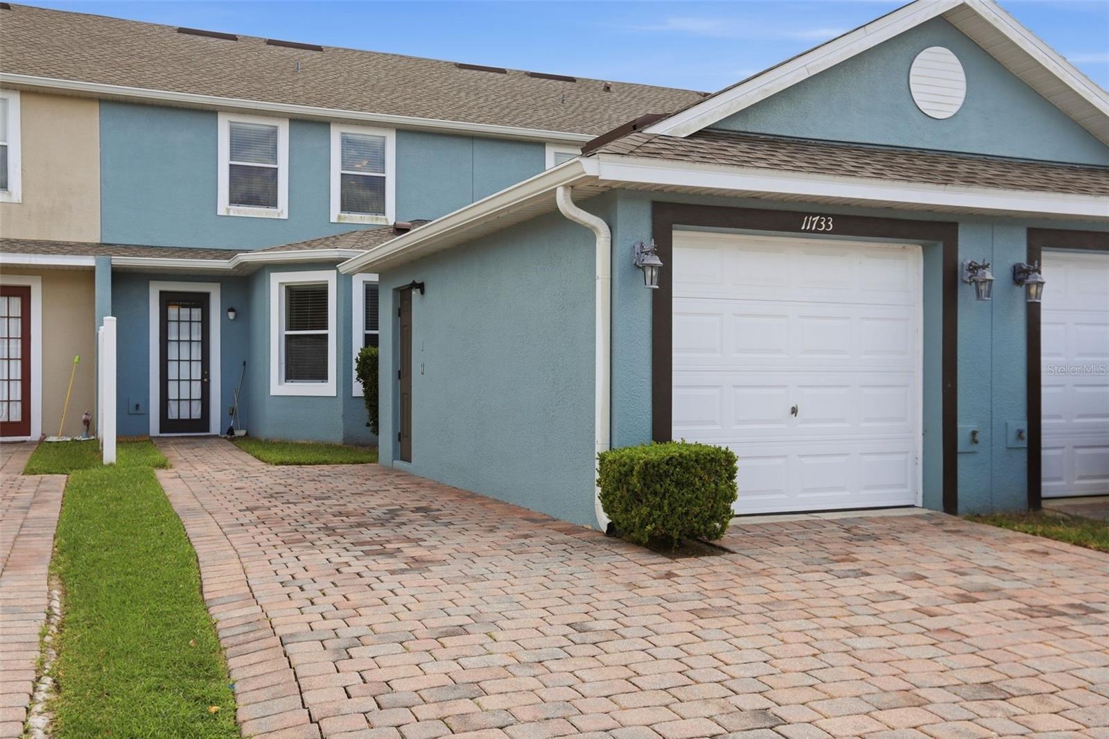 NEWBURY PARK - Residential