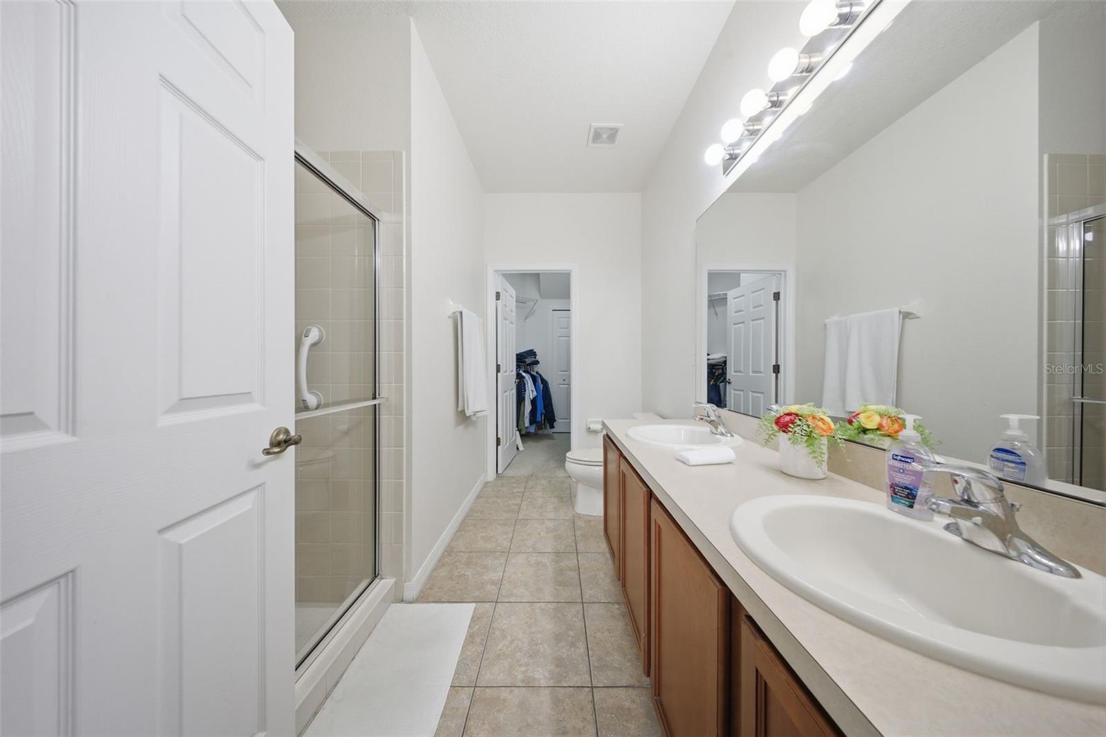 NEWBURY PARK - Residential