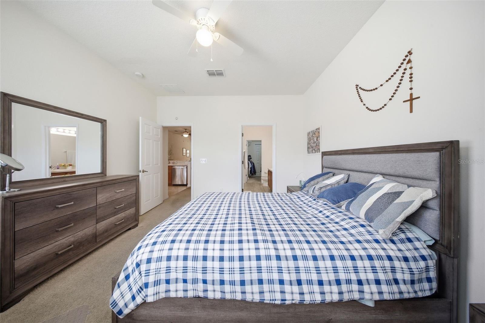 NEWBURY PARK - Residential