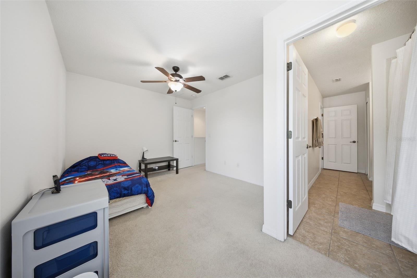 NEWBURY PARK - Residential