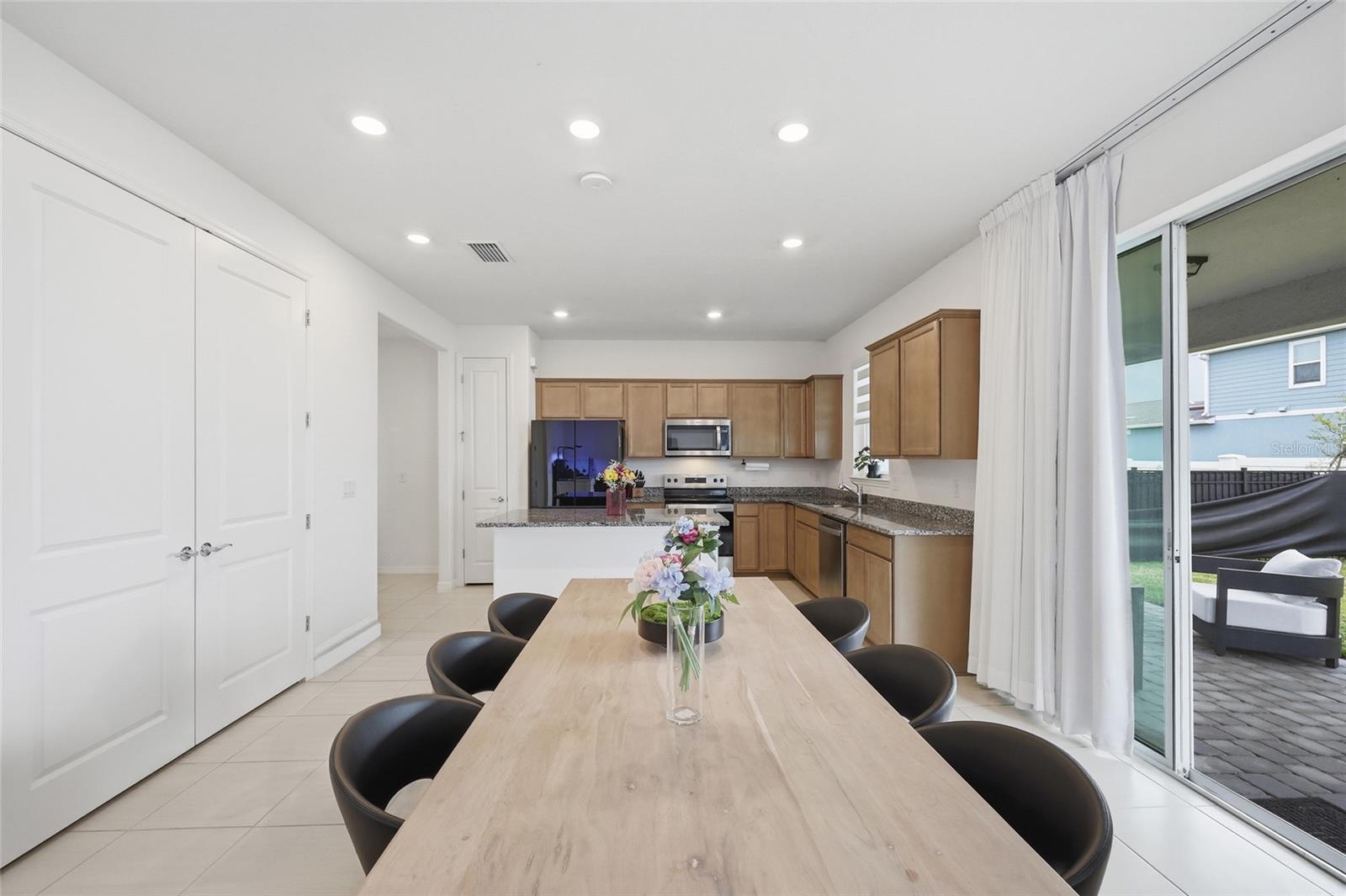 EVERBE PH 1C - Residential