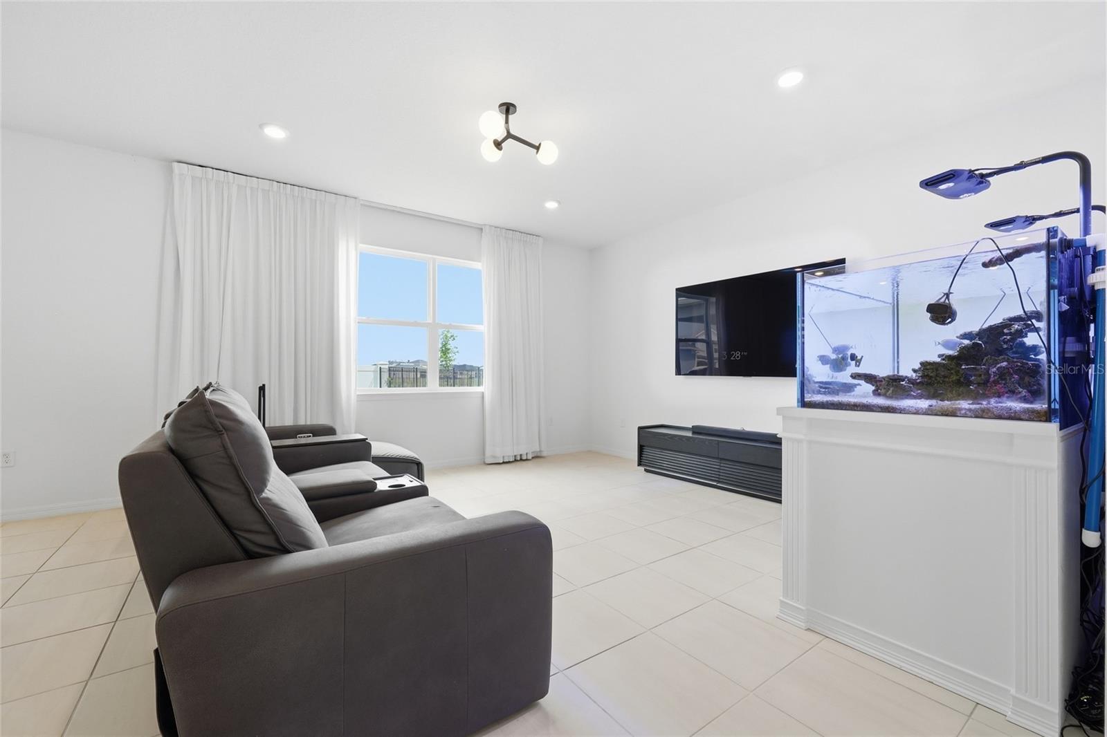 EVERBE PH 1C - Residential