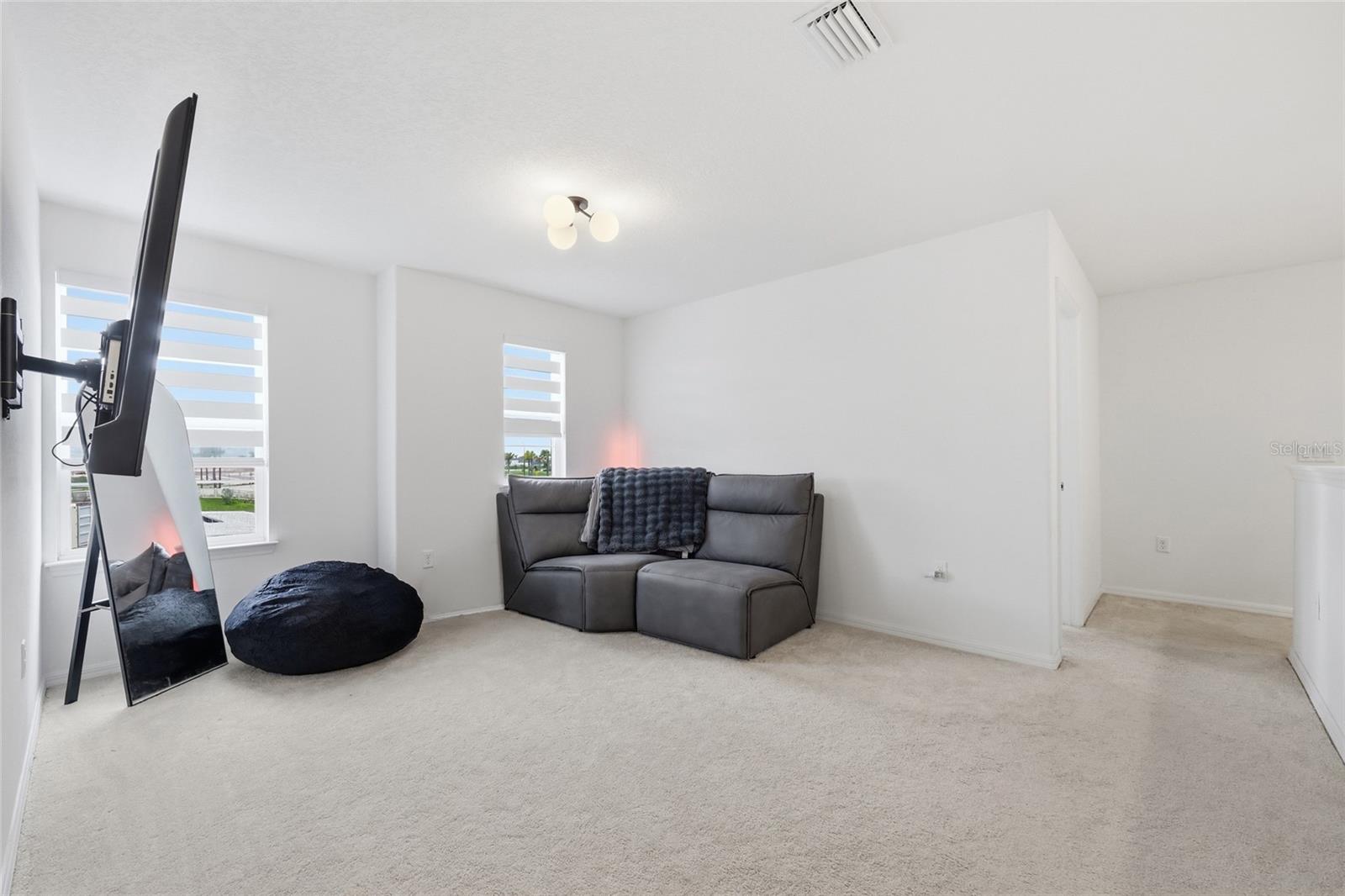 EVERBE PH 1C - Residential