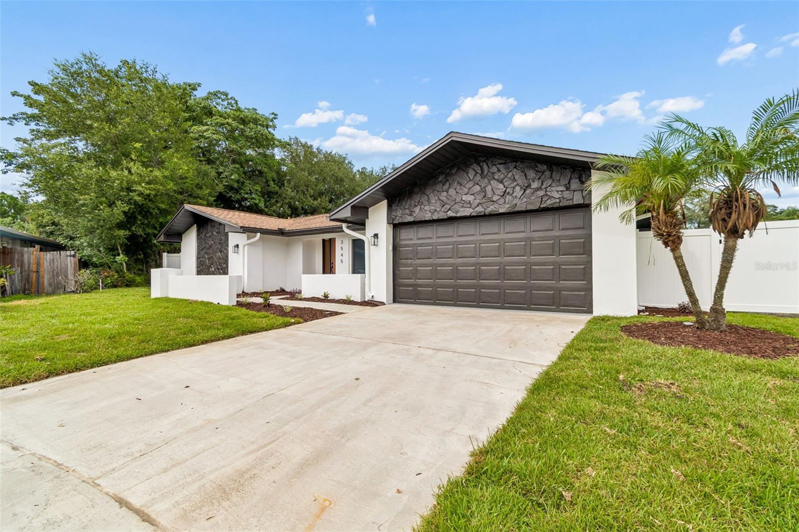 3545 SNOWY EGRET COURT