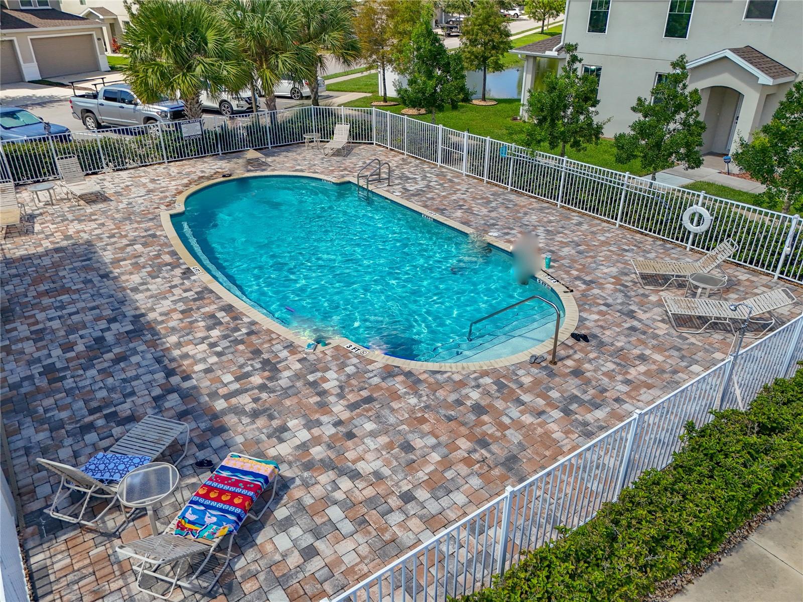 MONTCLAIR LAKE TWNHMS -PHASE 2 - Residential