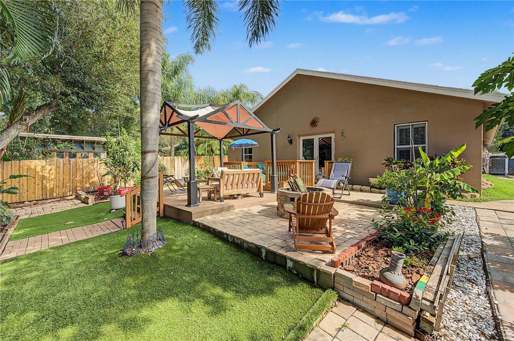 Photo of 631 4th Avenue N, Safety Harbor, FL 34695 (MLS # TB8560183)