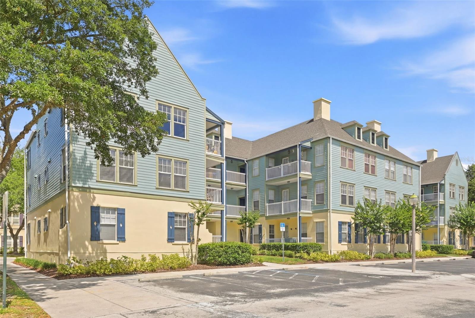 611 CAMPUS STREET 280