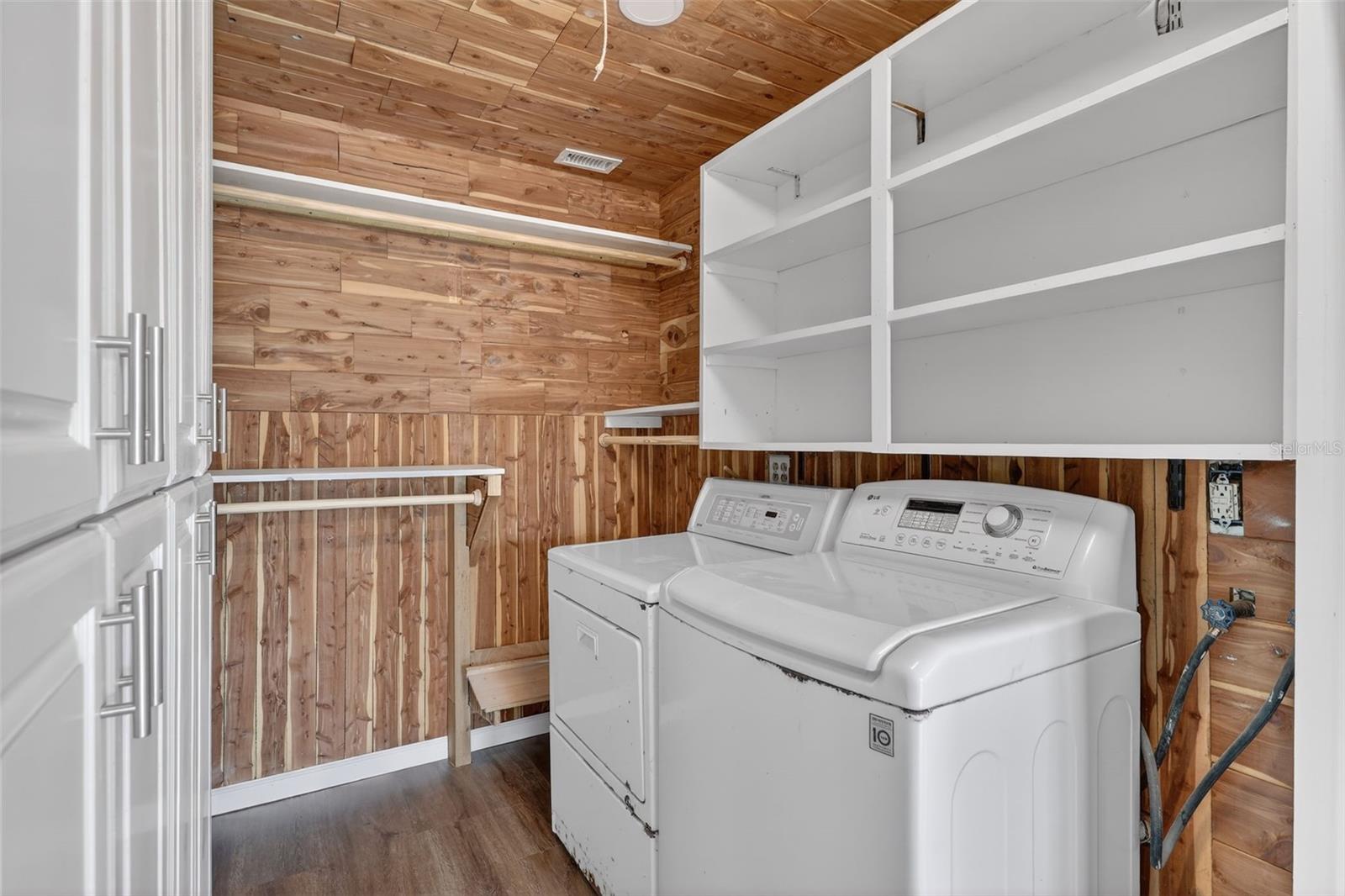 MAI KAI APTS - Residential