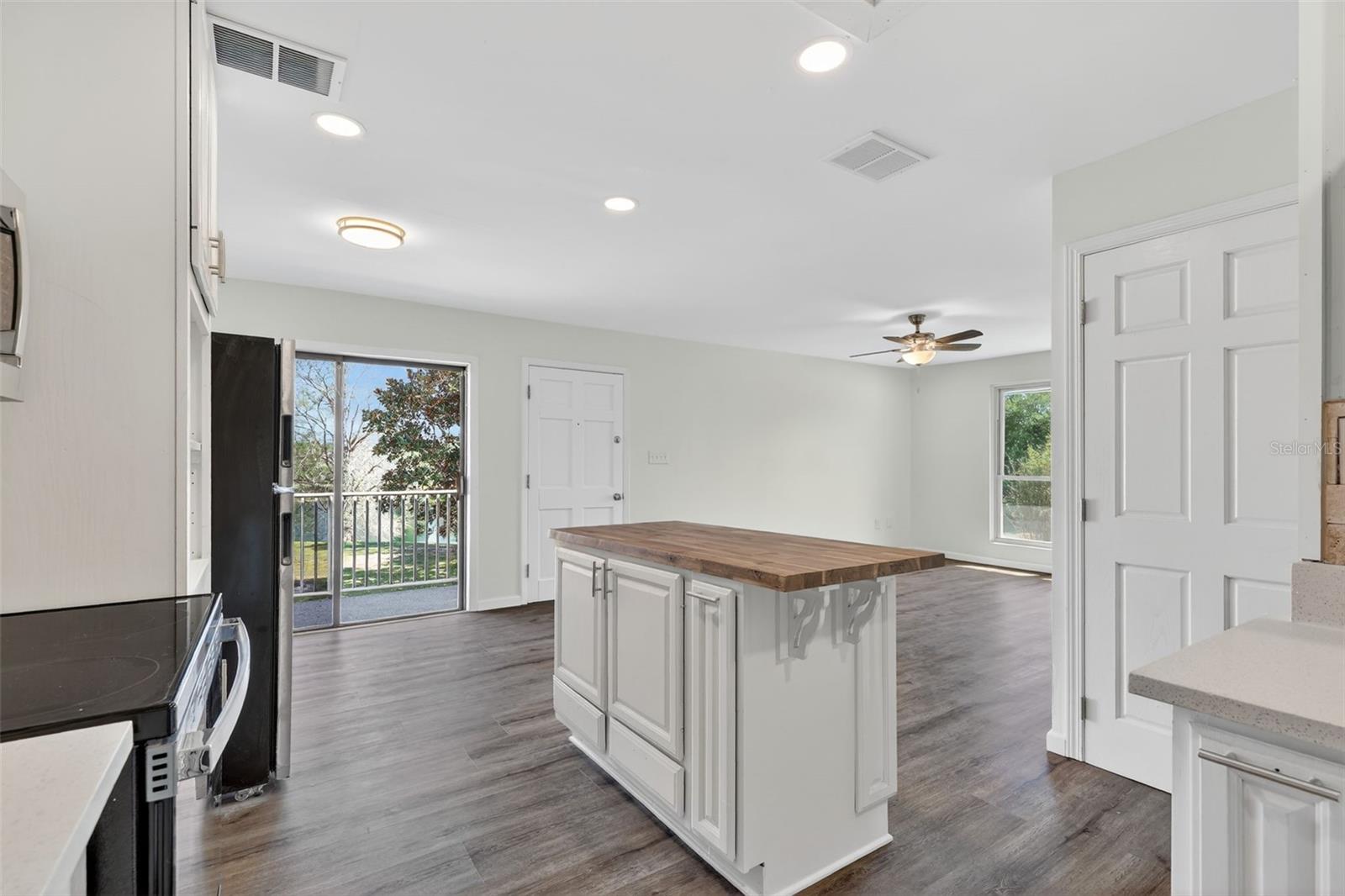 MAI KAI APTS - Residential