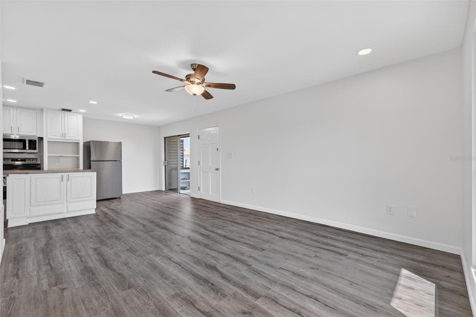 MAI KAI APTS - Residential