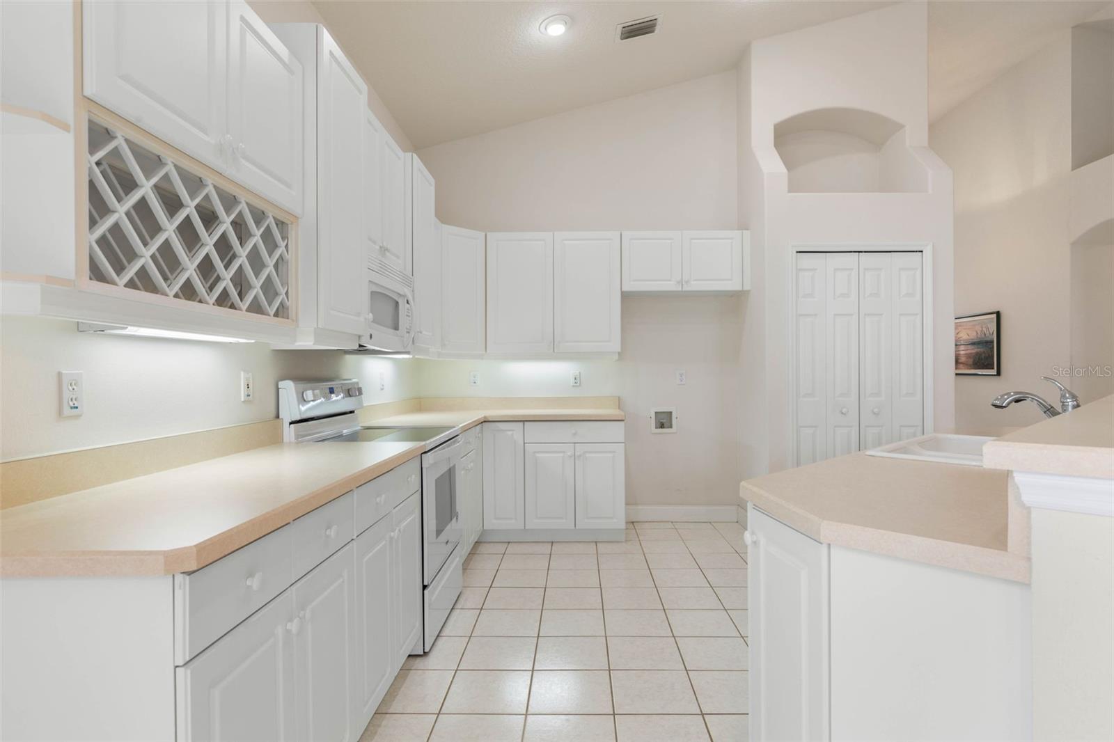 PALM COAST/EASTHAMPTON SEC 34 - Residential