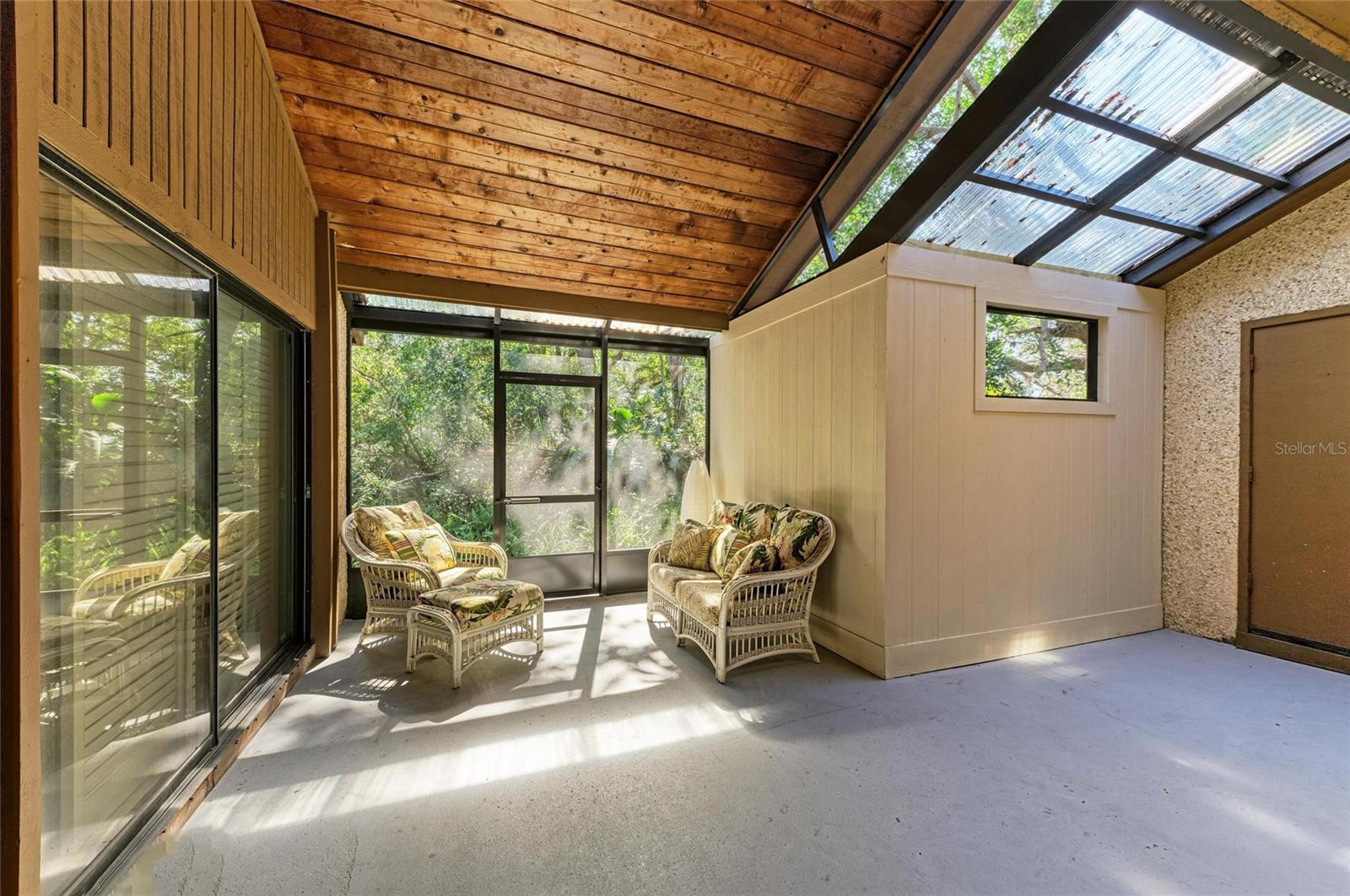 PINE BAY FOREST CONDO - Residential