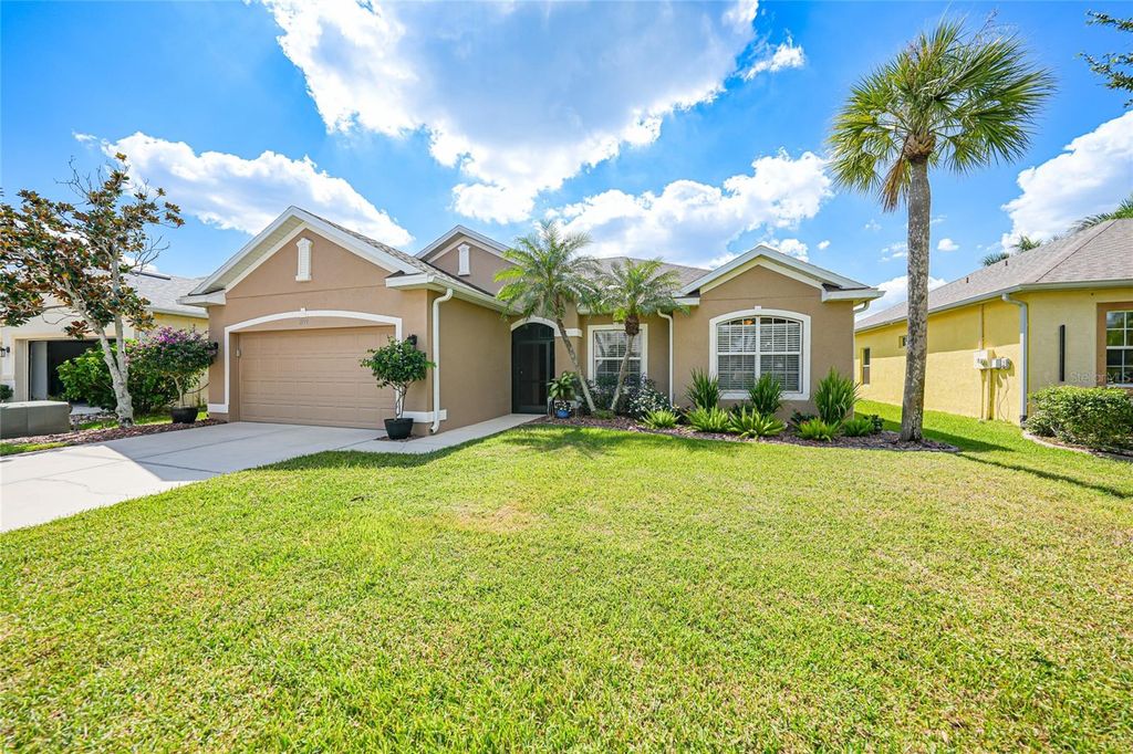 Photo of 2772 Suncoast Lakes Boulevard, Port Charlotte, FL 33980 (MLS # C7516191)