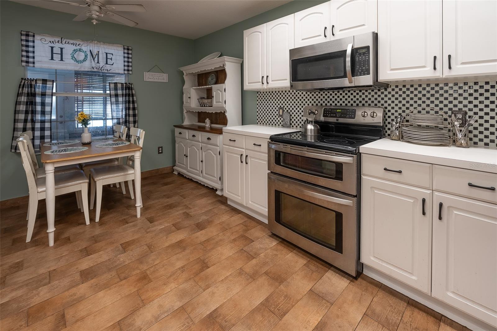 VIRMILLION ESTATES - Residential