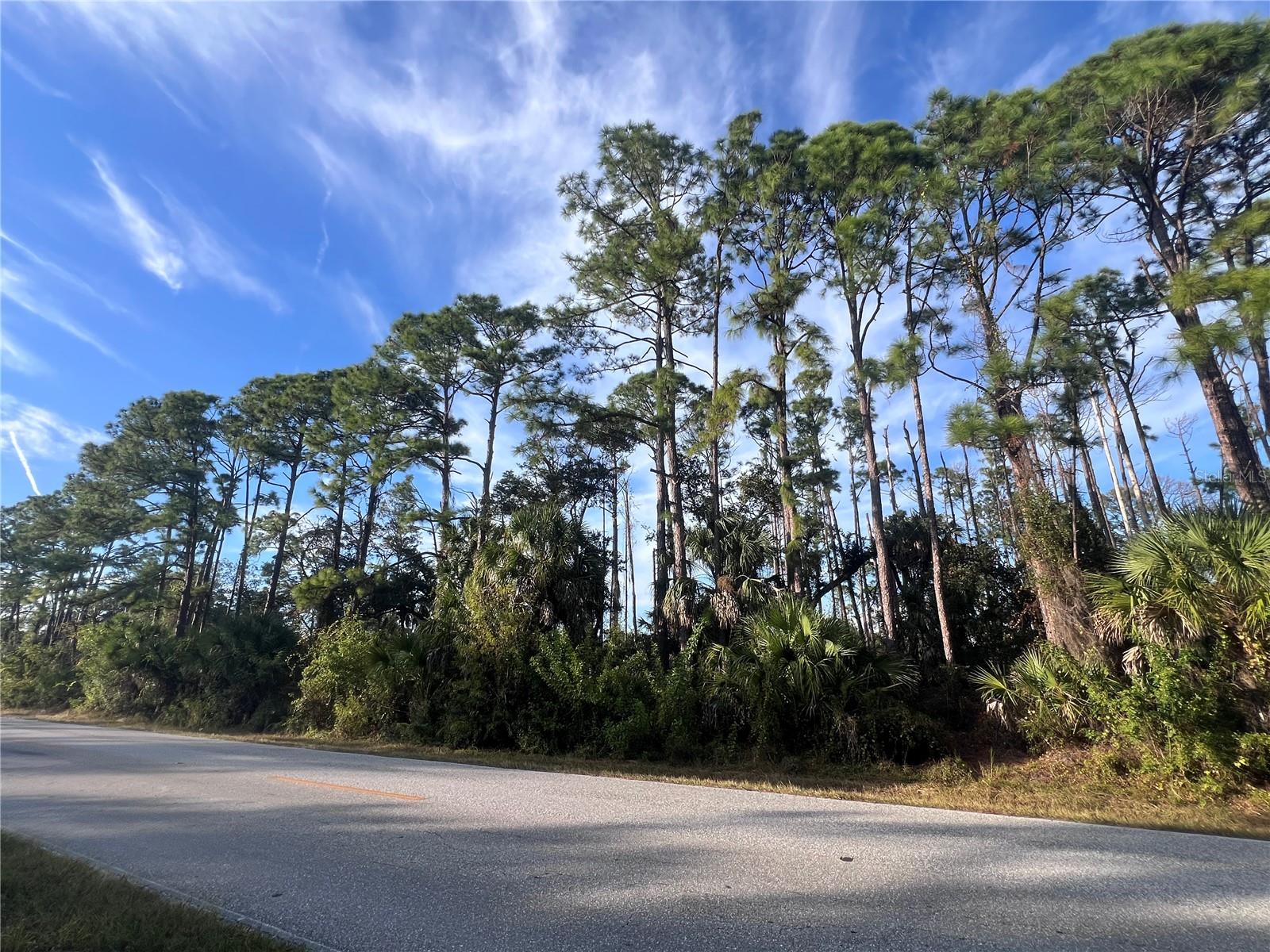 PORT CHARLOTTE SEC 024 - Land