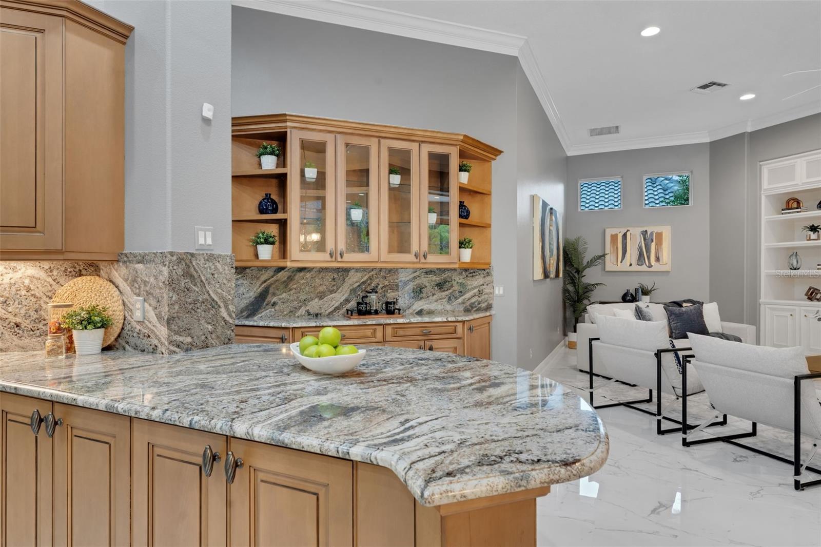 ALAQUA LAKES - Residential