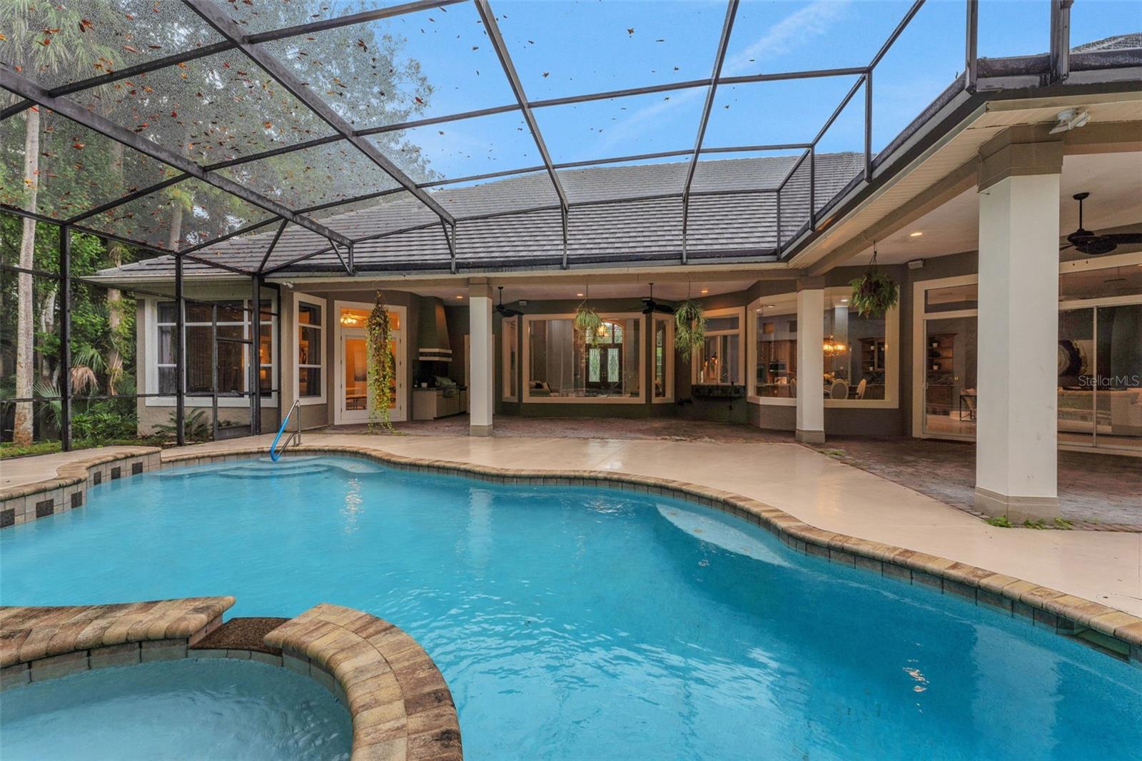 ALAQUA LAKES - Residential