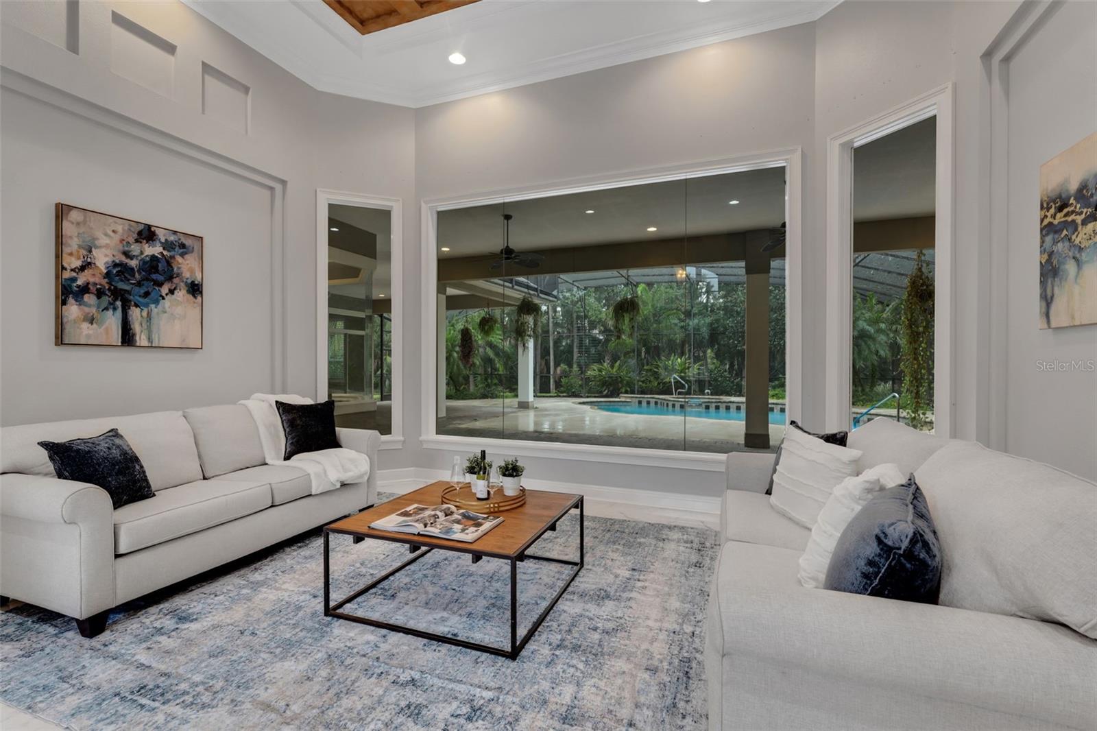 ALAQUA LAKES - Residential