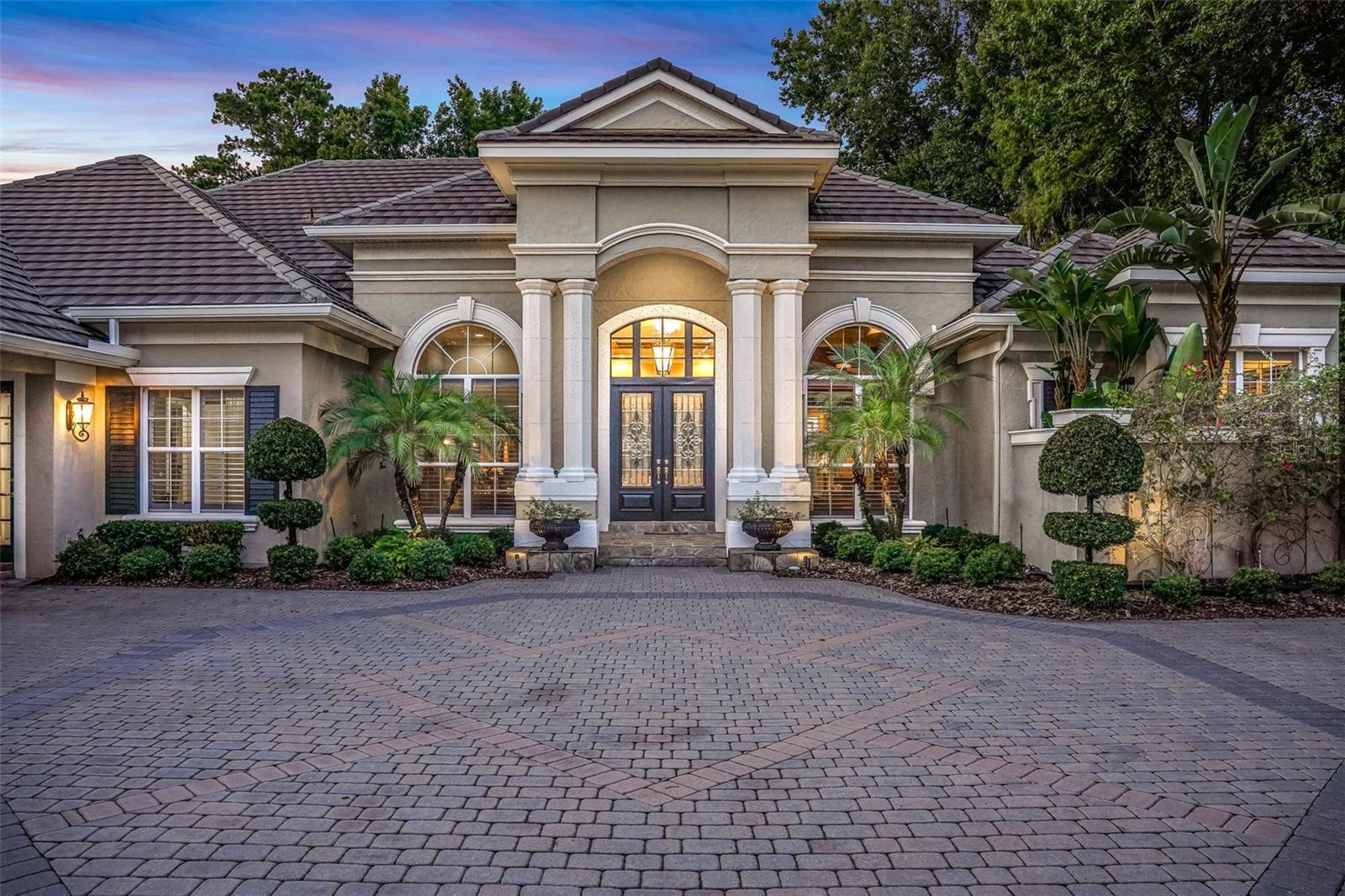 1810 OAKBROOK DRIVE