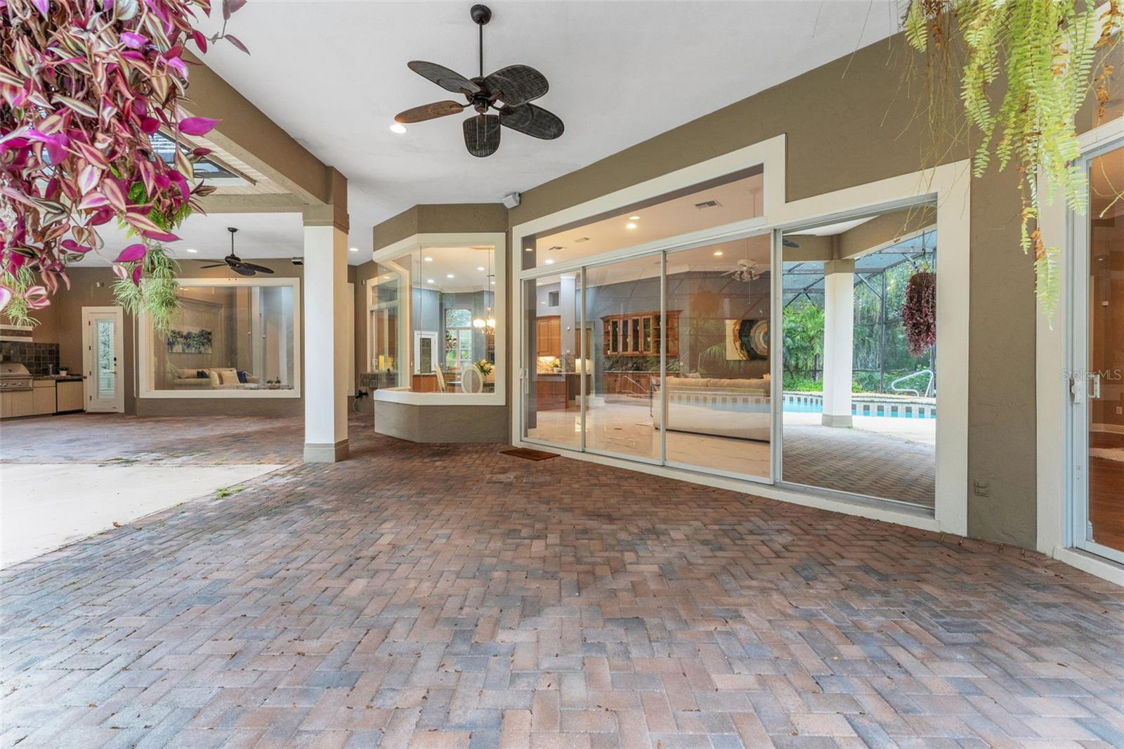 ALAQUA LAKES - Residential