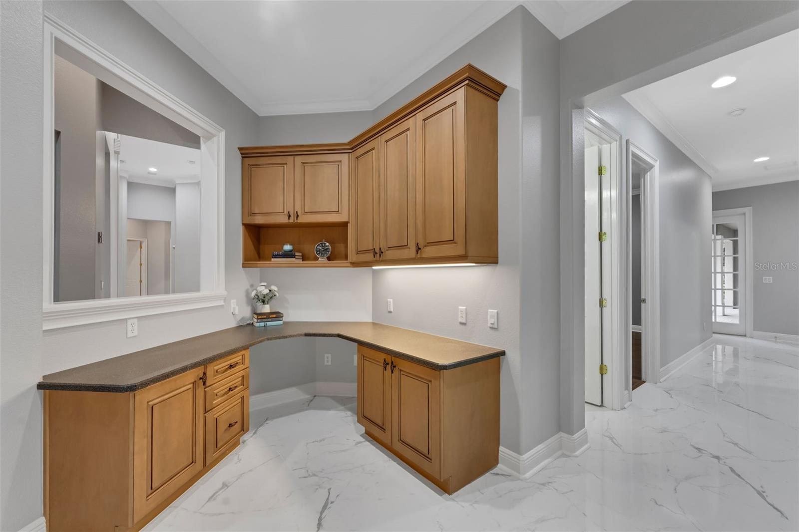 ALAQUA LAKES - Residential