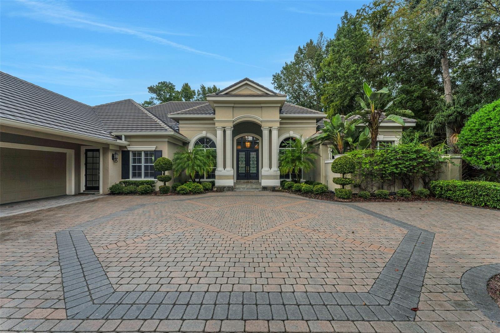 ALAQUA LAKES - Residential
