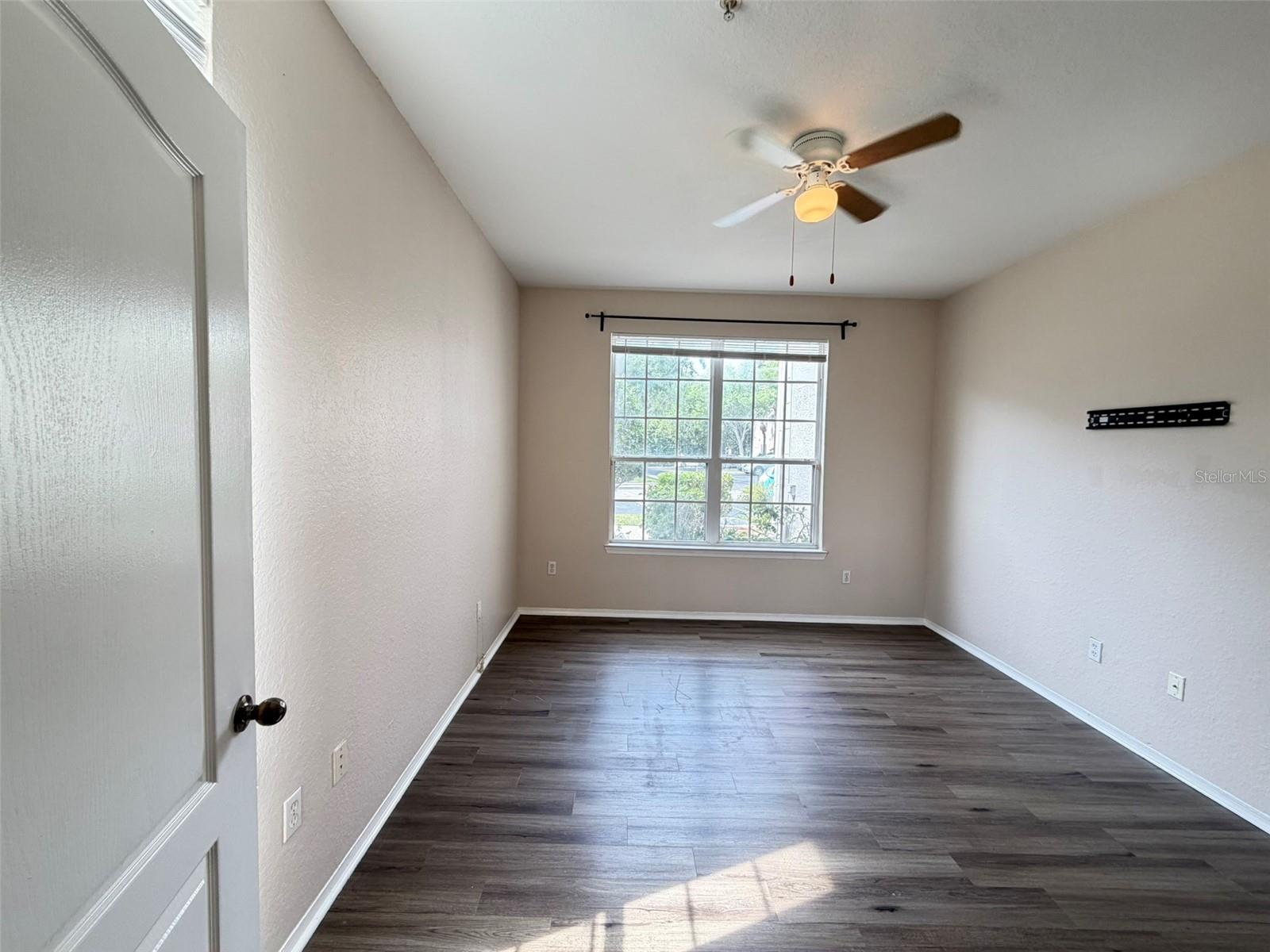 GRAND RESERVE/KIRKMAN PARKE CO - Residential Lease