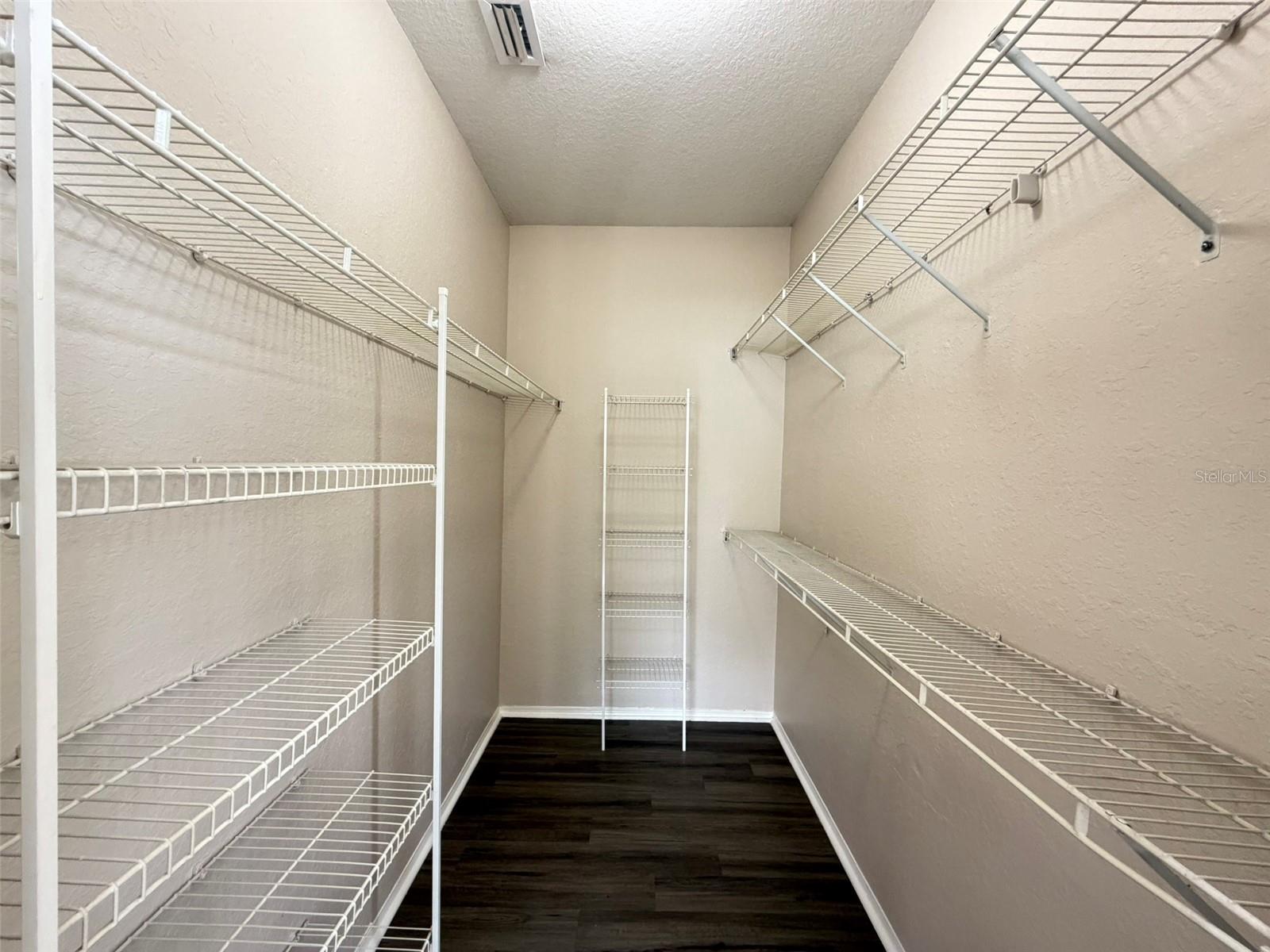 GRAND RESERVE/KIRKMAN PARKE CO - Residential Lease