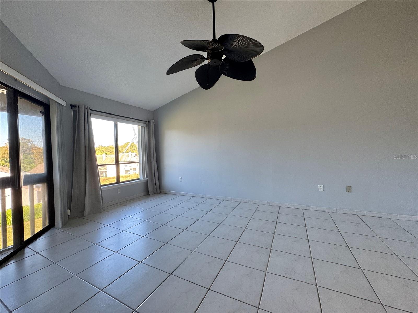 MONTGOMERY CLUB CONDO - Residential Lease