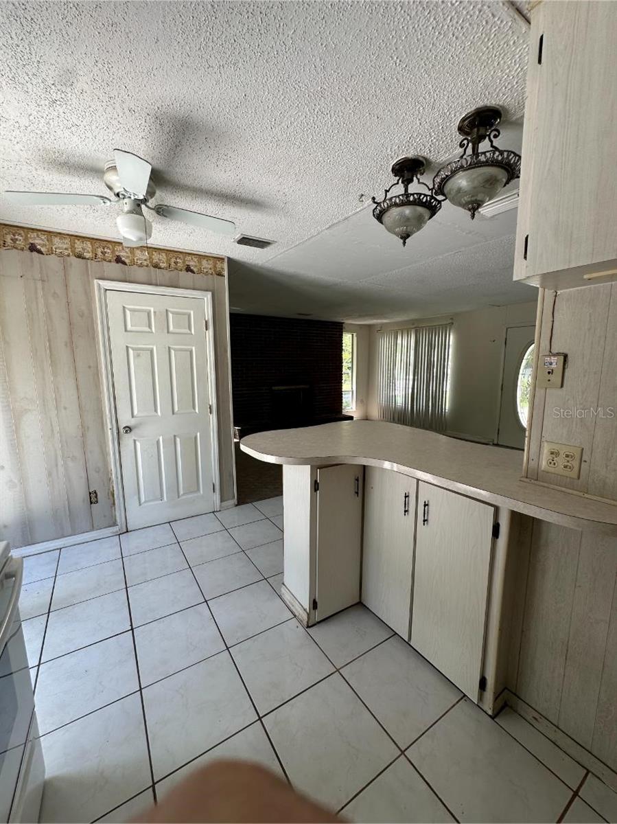 2602 NW 18TH STREET