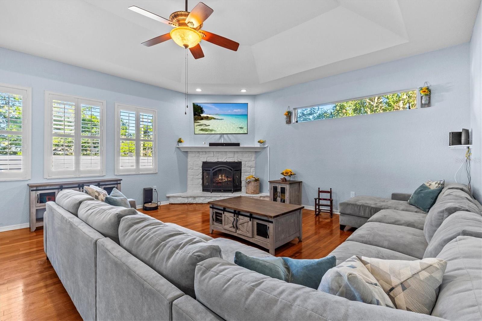 2309 VALRICO FOREST DR