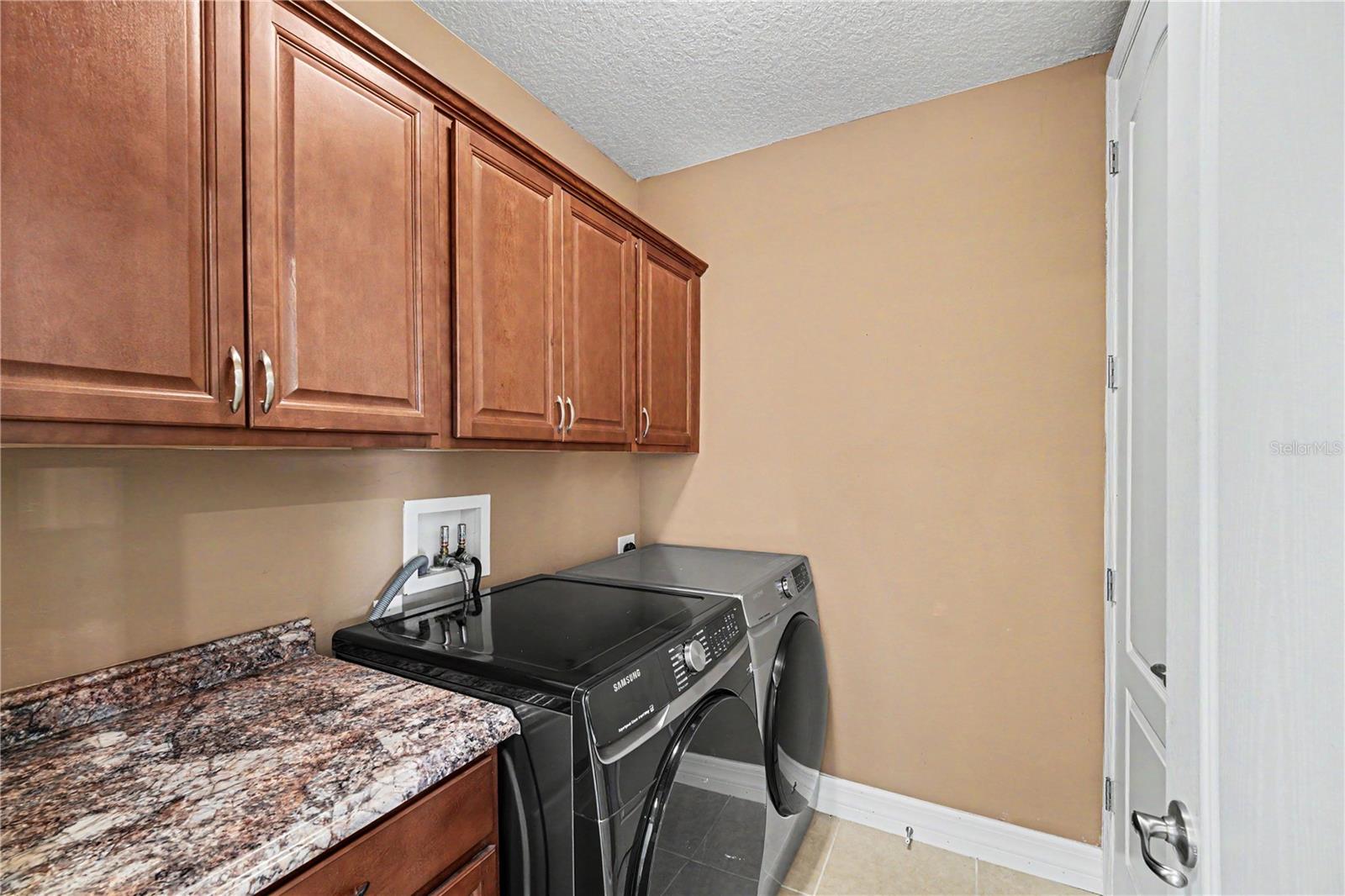 PINEWOOD ESTATES - Residential