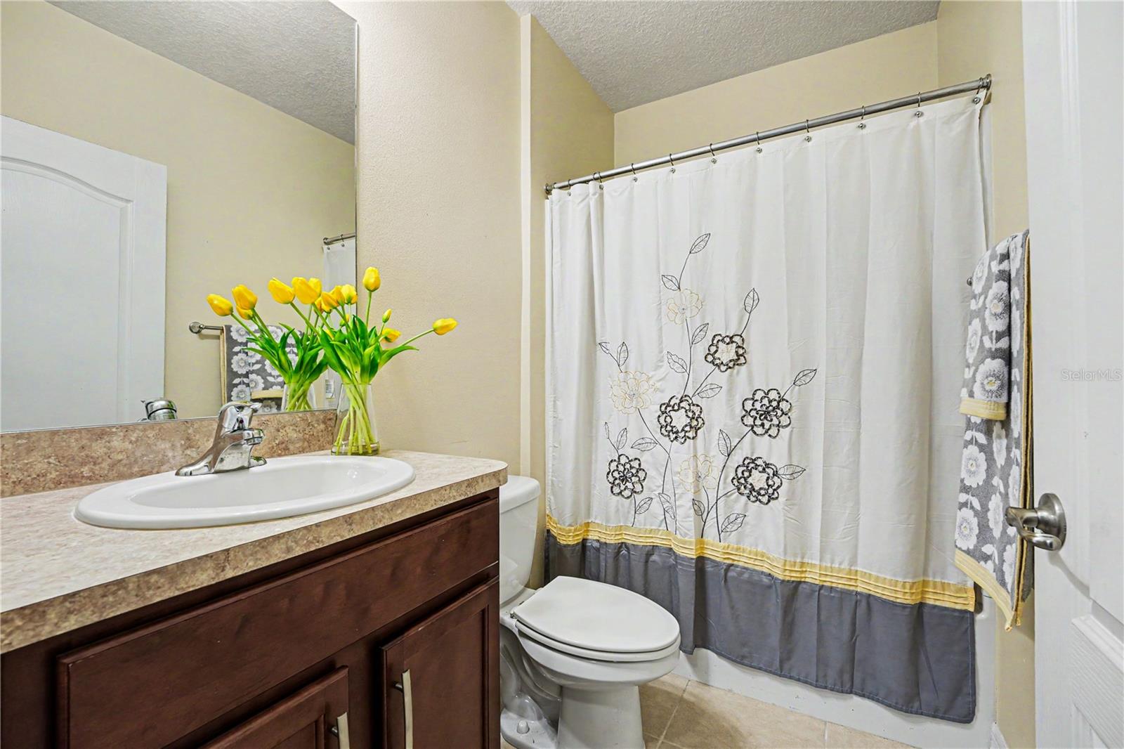 PINEWOOD ESTATES - Residential