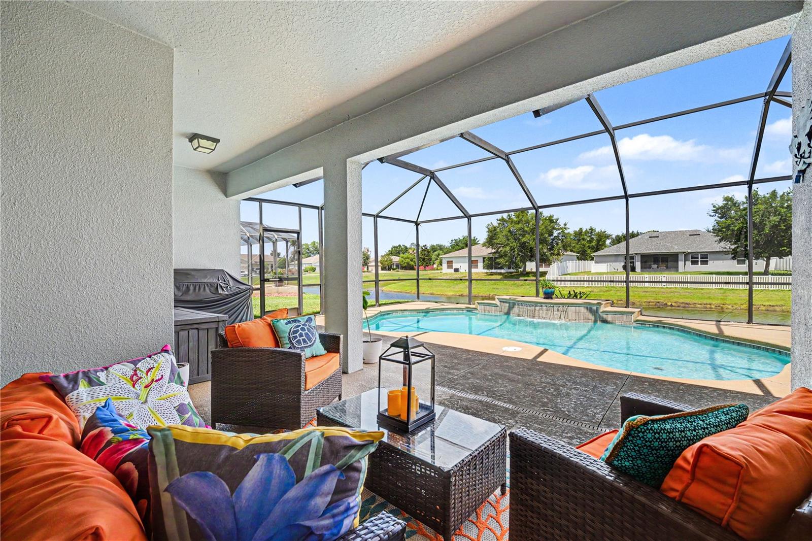 PINEWOOD ESTATES - Residential