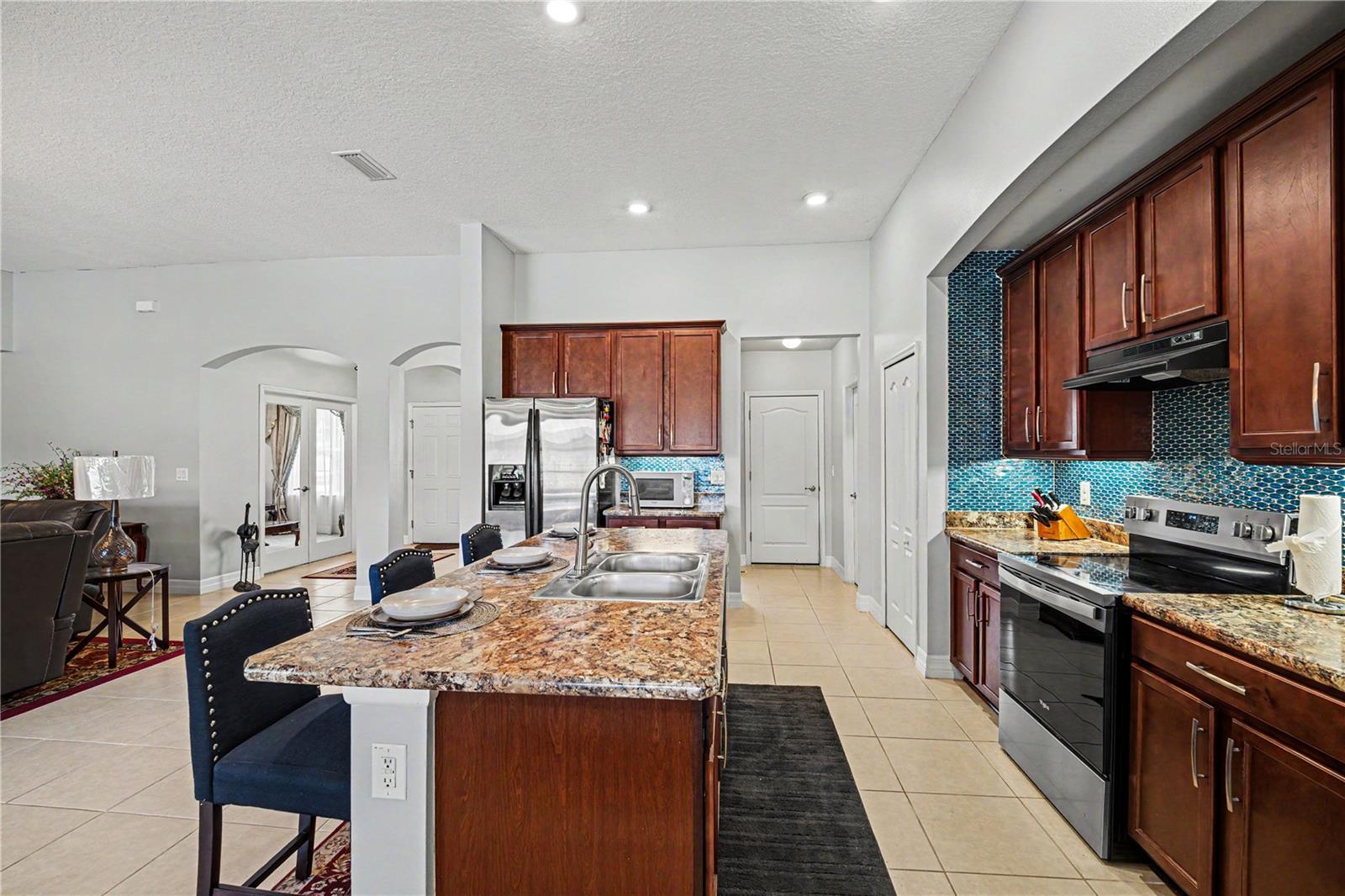 PINEWOOD ESTATES - Residential