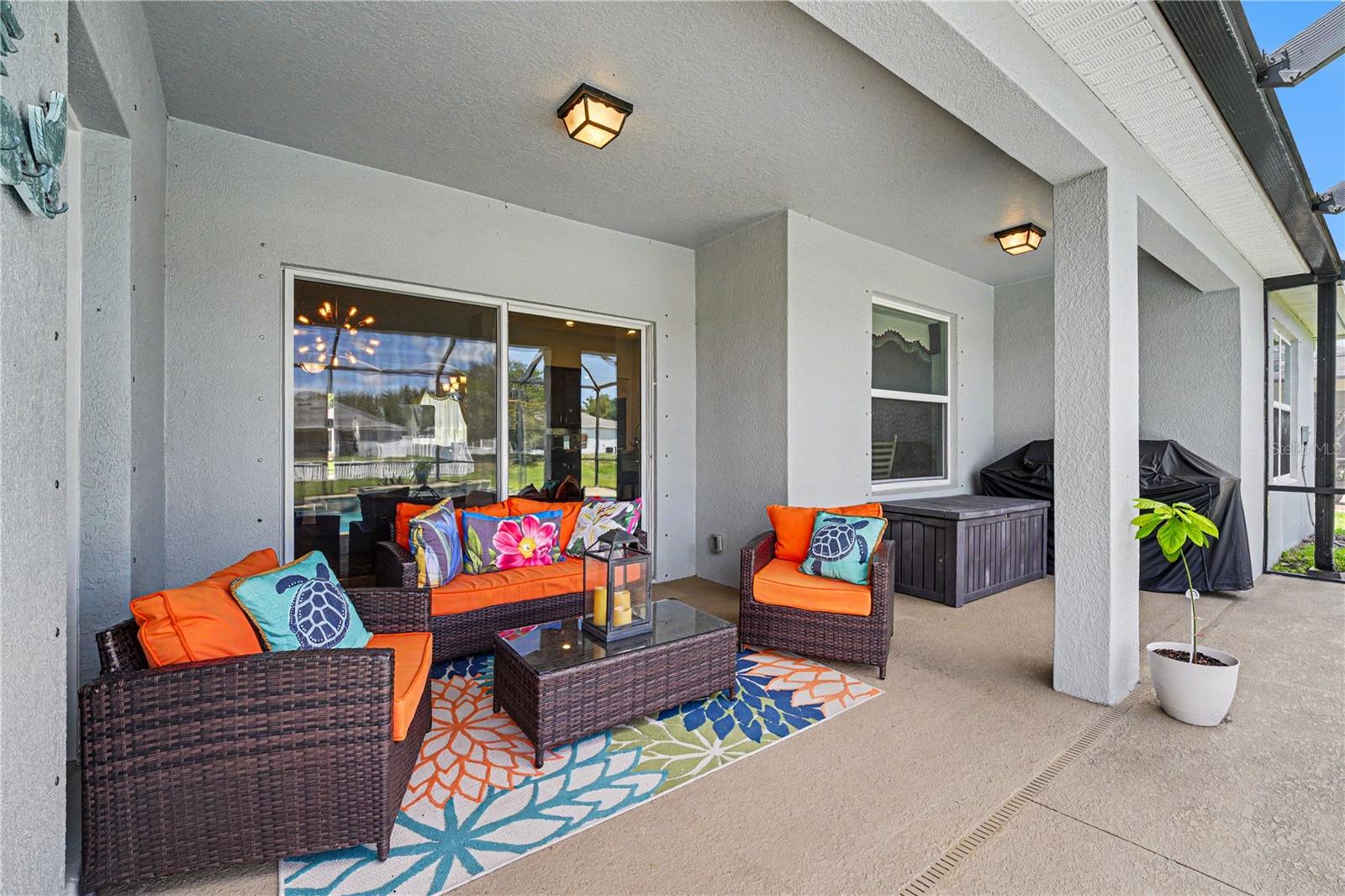 PINEWOOD ESTATES - Residential