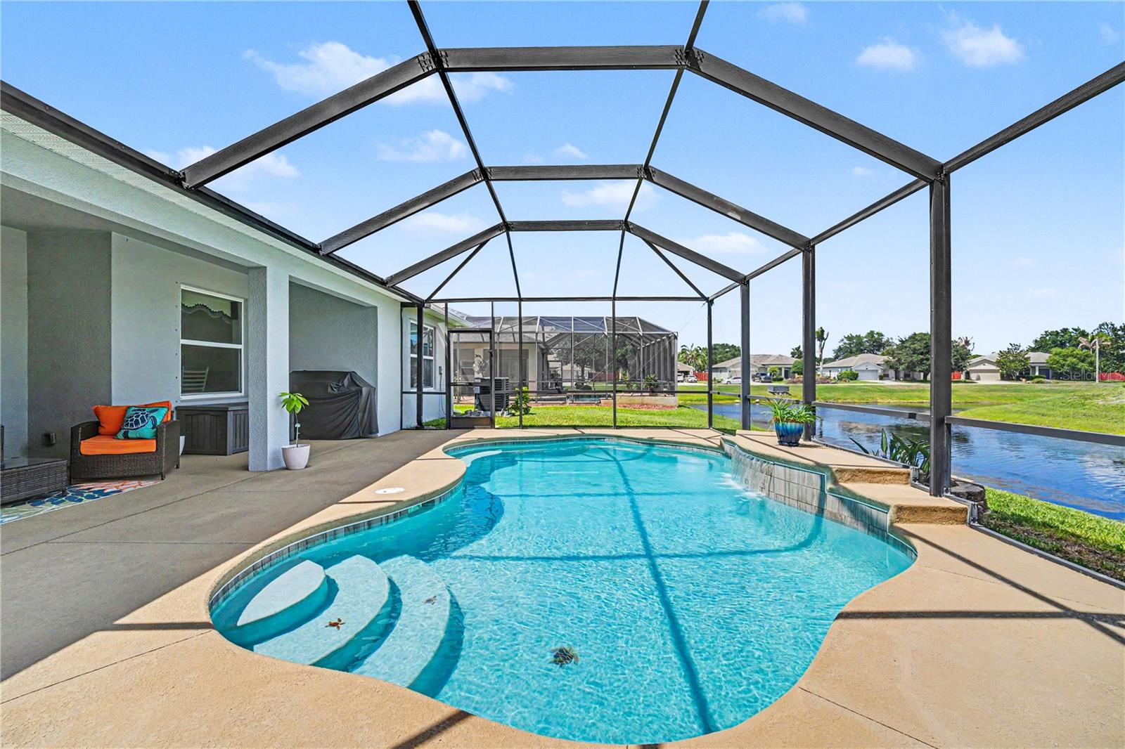 PINEWOOD ESTATES - Residential