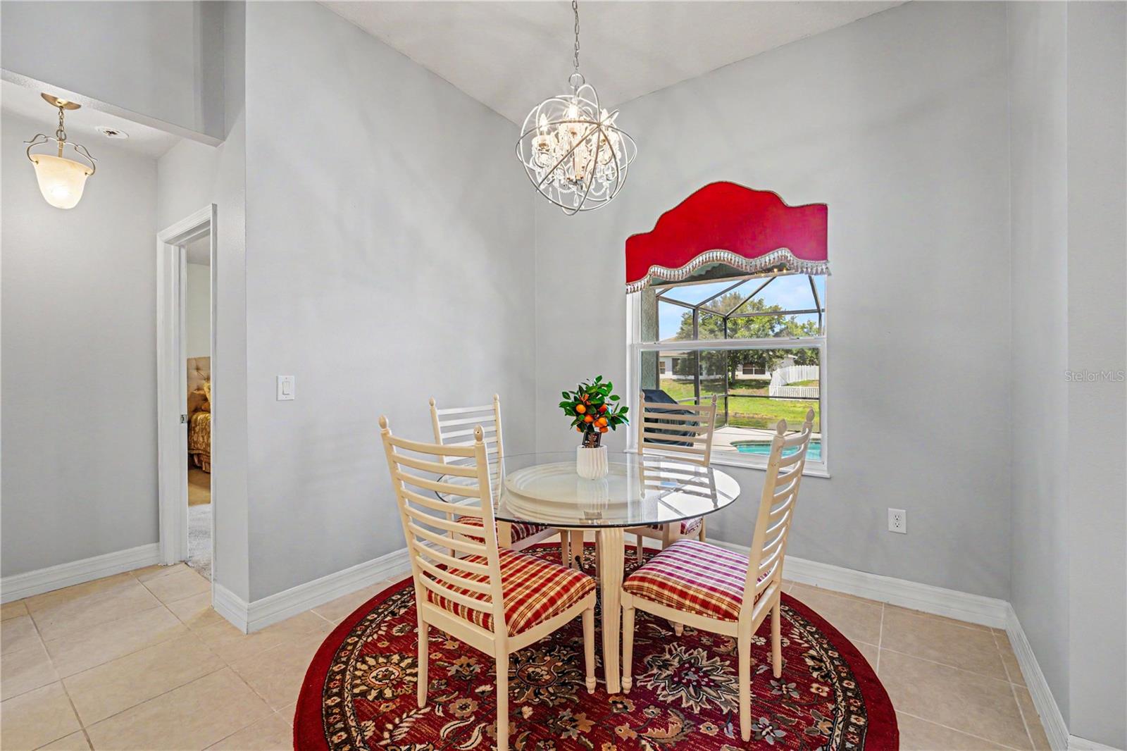 PINEWOOD ESTATES - Residential