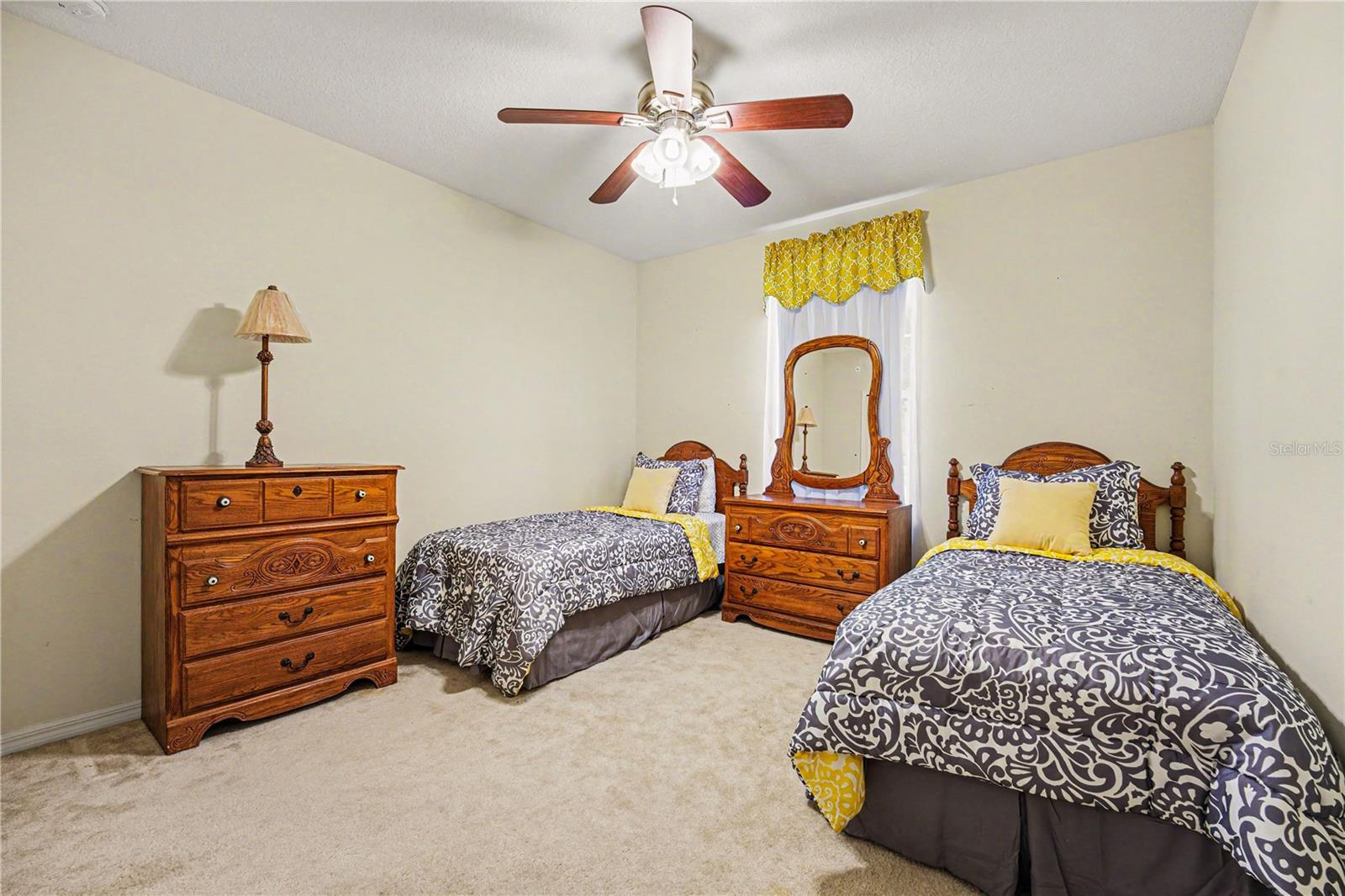 PINEWOOD ESTATES - Residential
