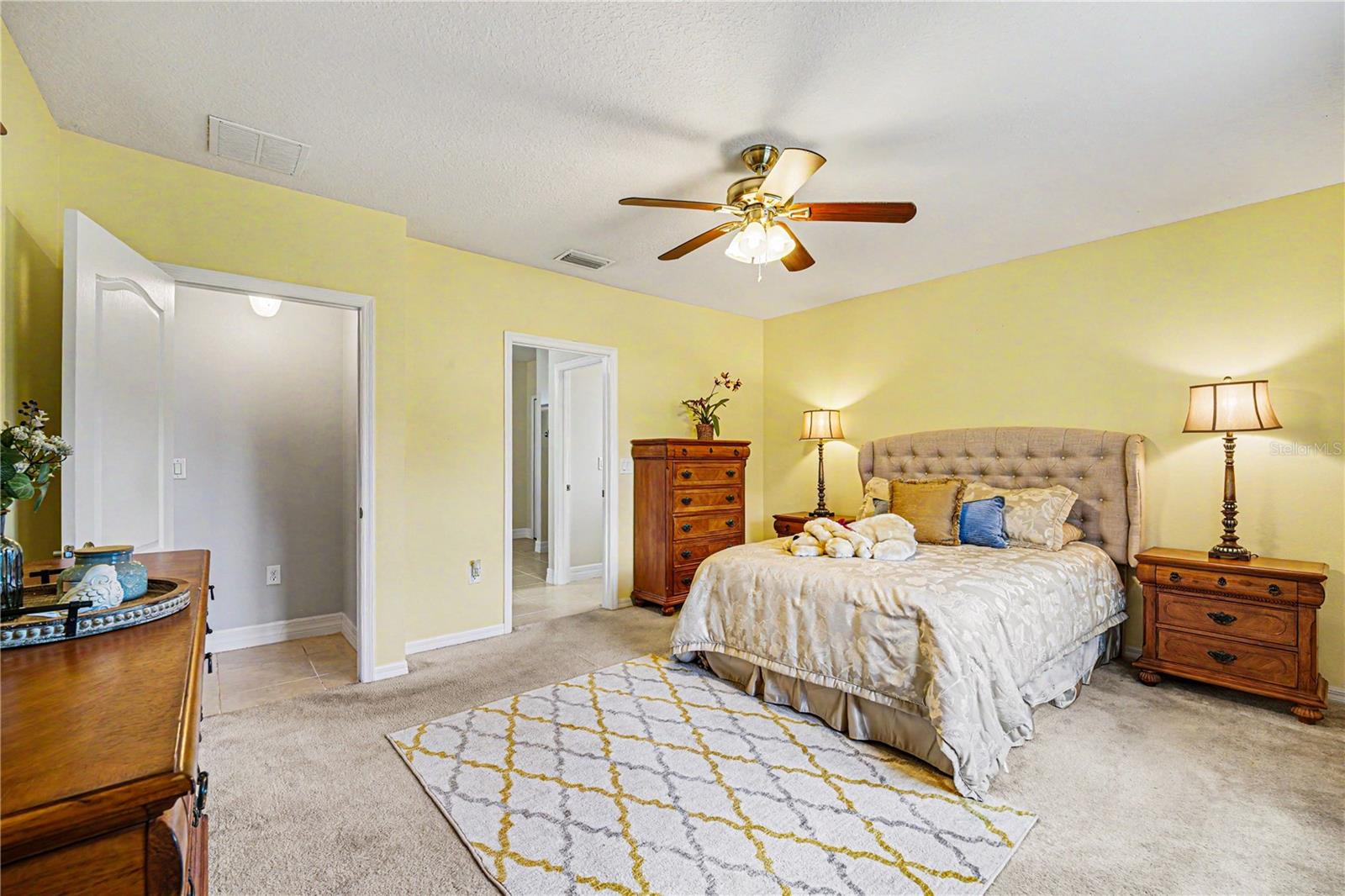 PINEWOOD ESTATES - Residential