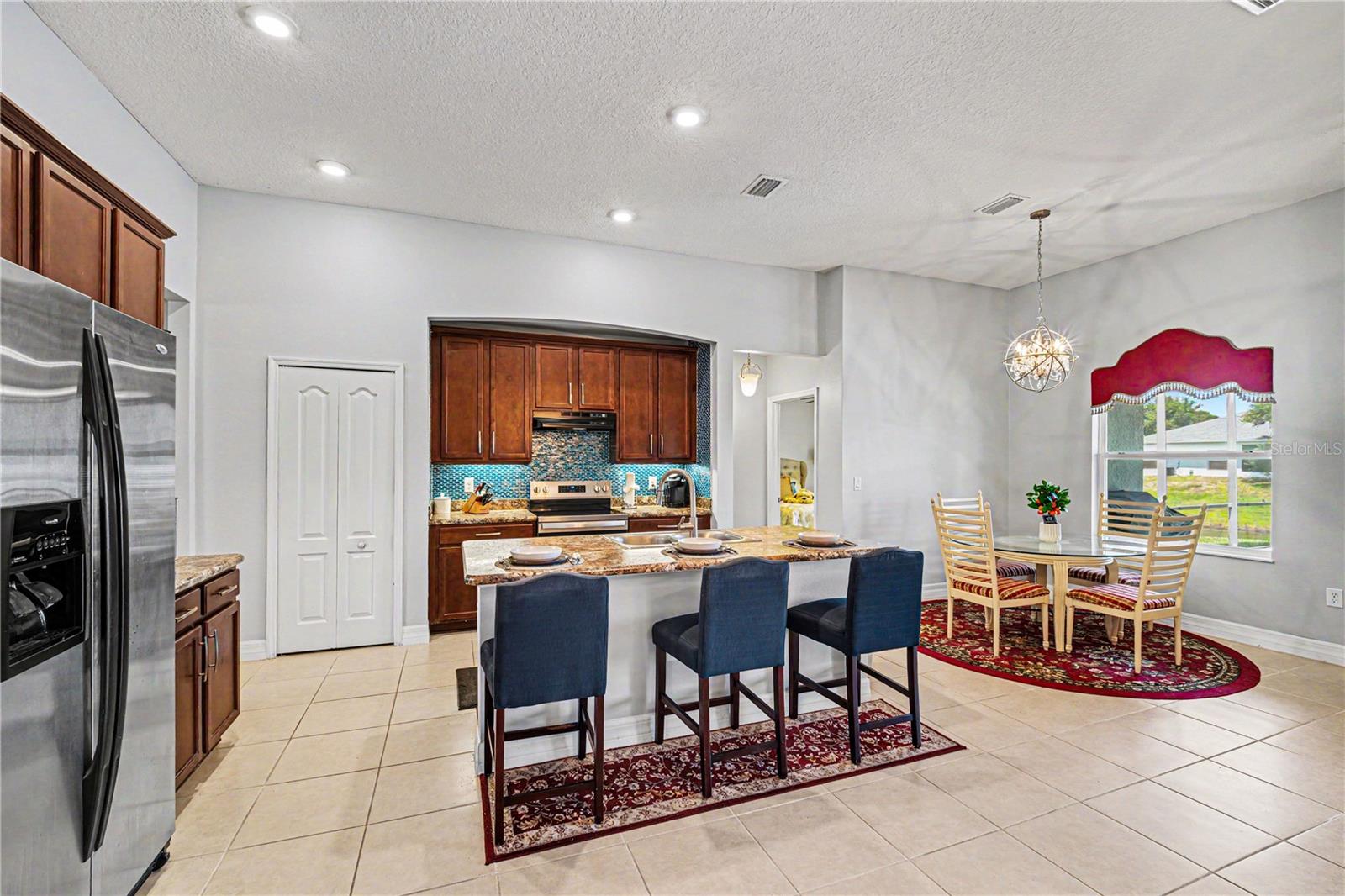 PINEWOOD ESTATES - Residential