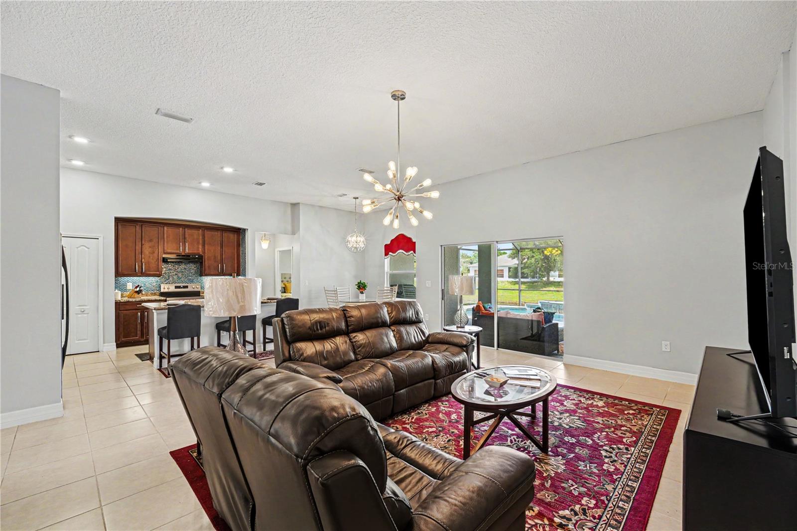 PINEWOOD ESTATES - Residential
