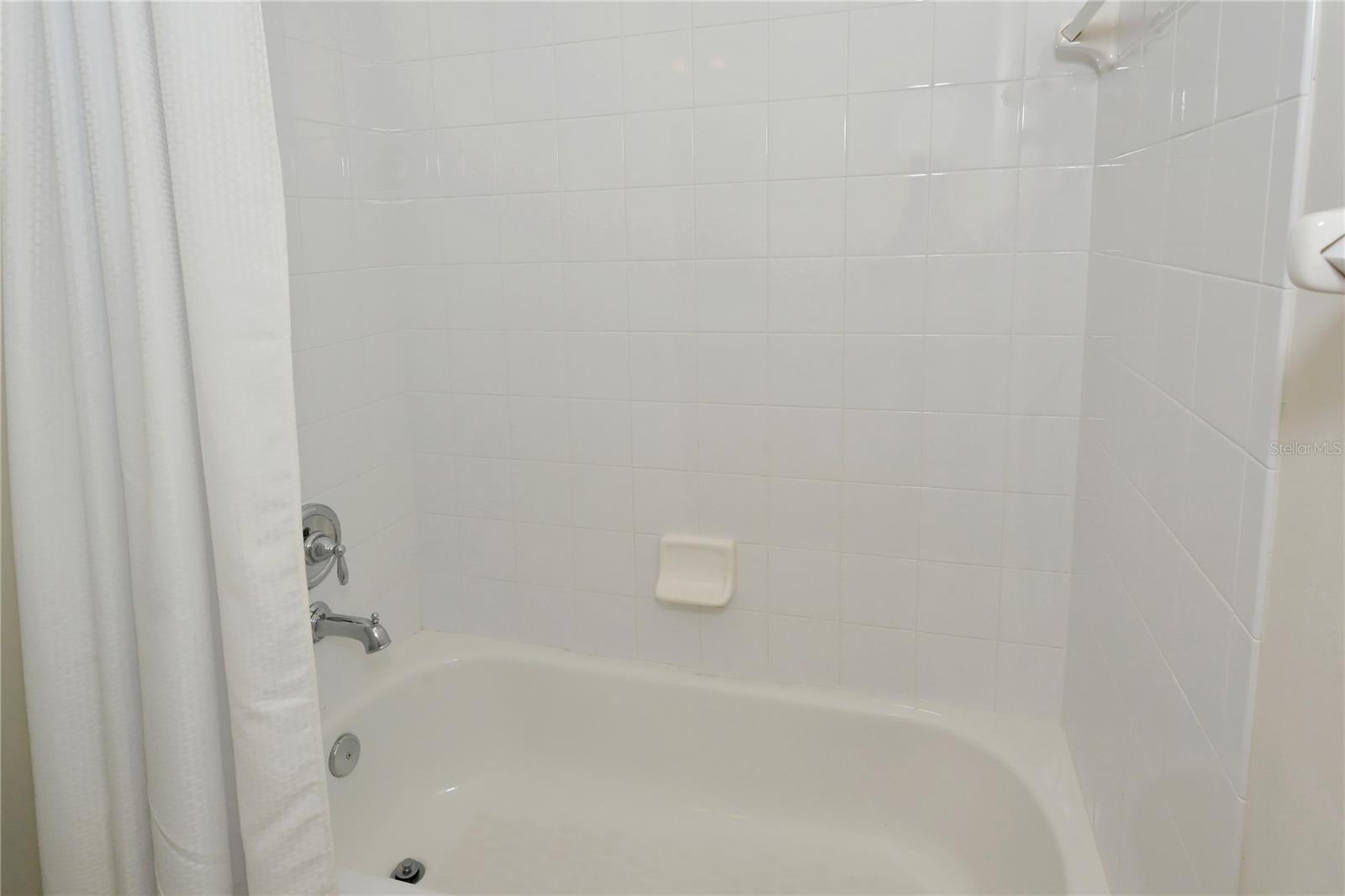 STONEHAVEN PH 4, 5, 6, 7 & 25 - Residential Lease