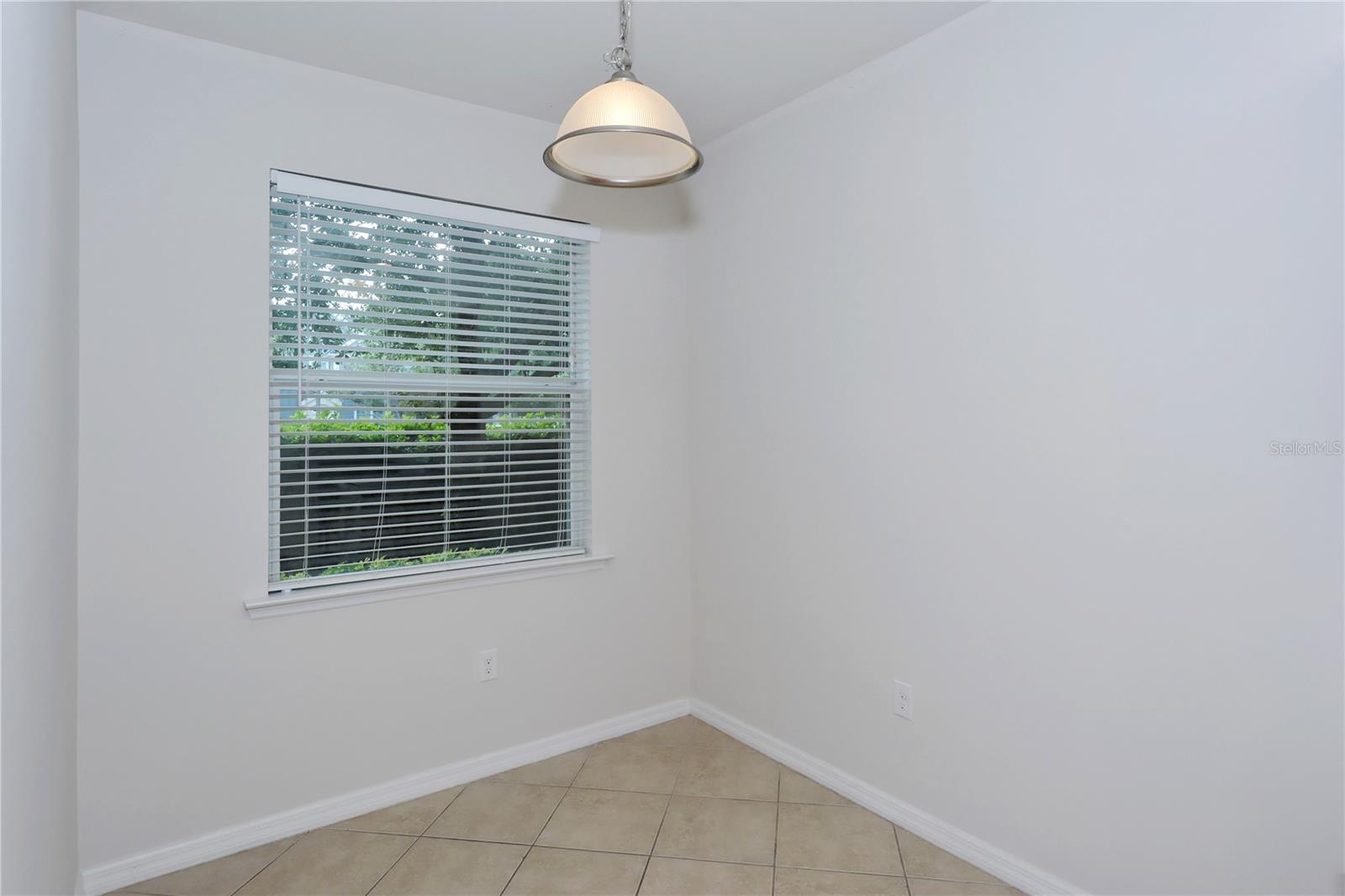 STONEHAVEN PH 4, 5, 6, 7 & 25 - Residential Lease