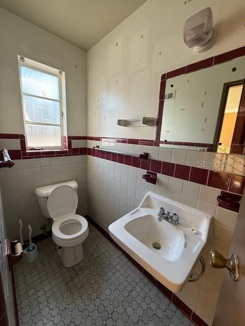 Tiny photo for 1012 E Silver Springs Boulevard #B7, Ocala, FL 34470 (MLS # OM713786)