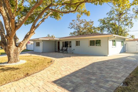 A home in LARGO