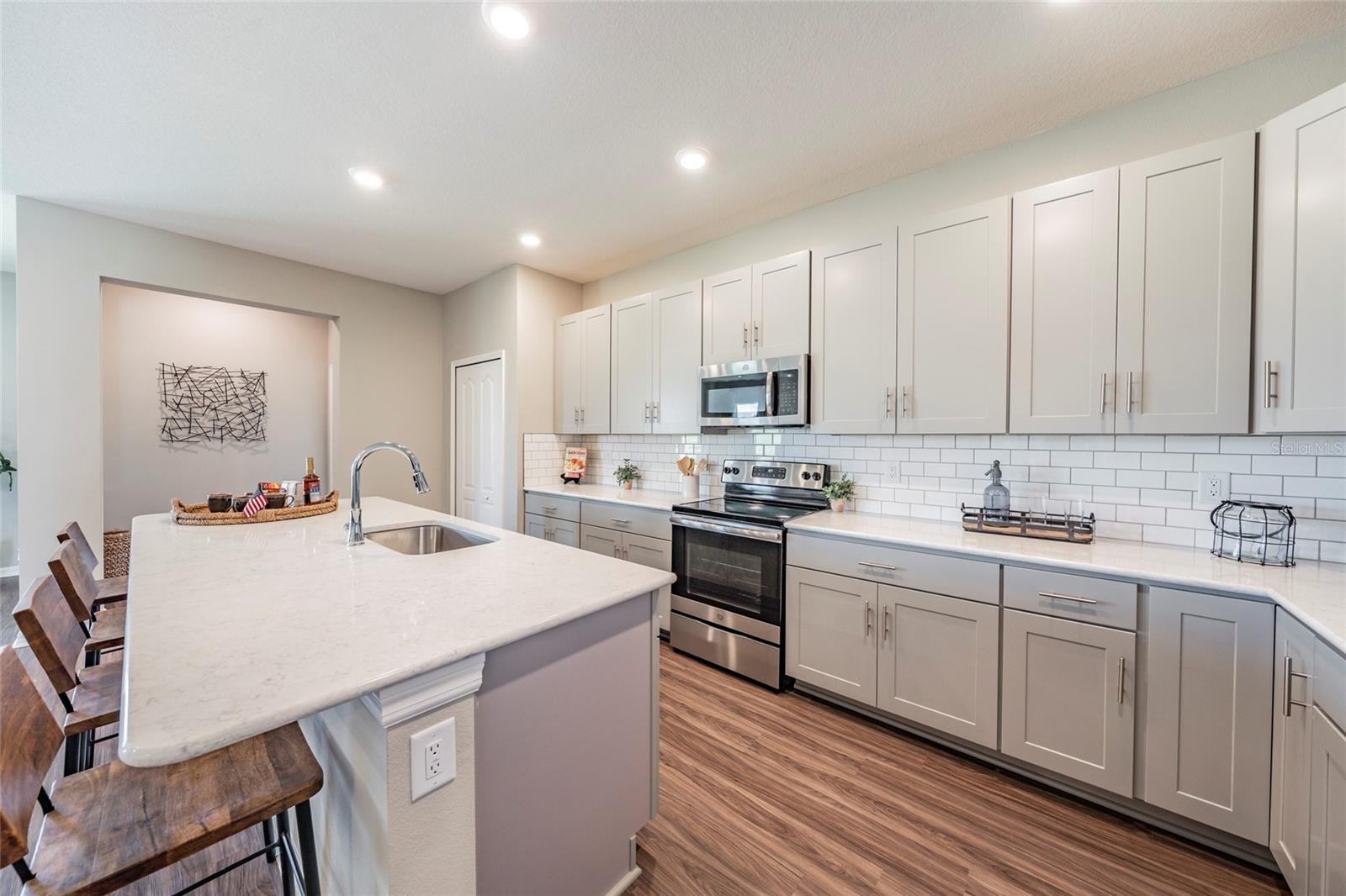 MIRADA PCLS 20 & 22 - Residential Lease