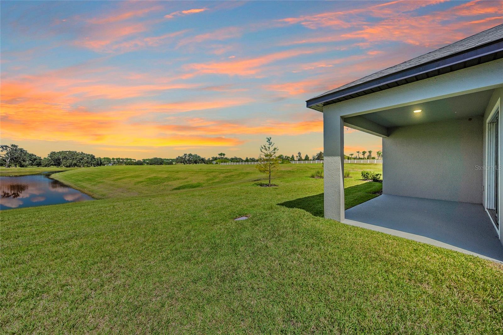 MIRADA PCLS 20 & 22 - Residential Lease