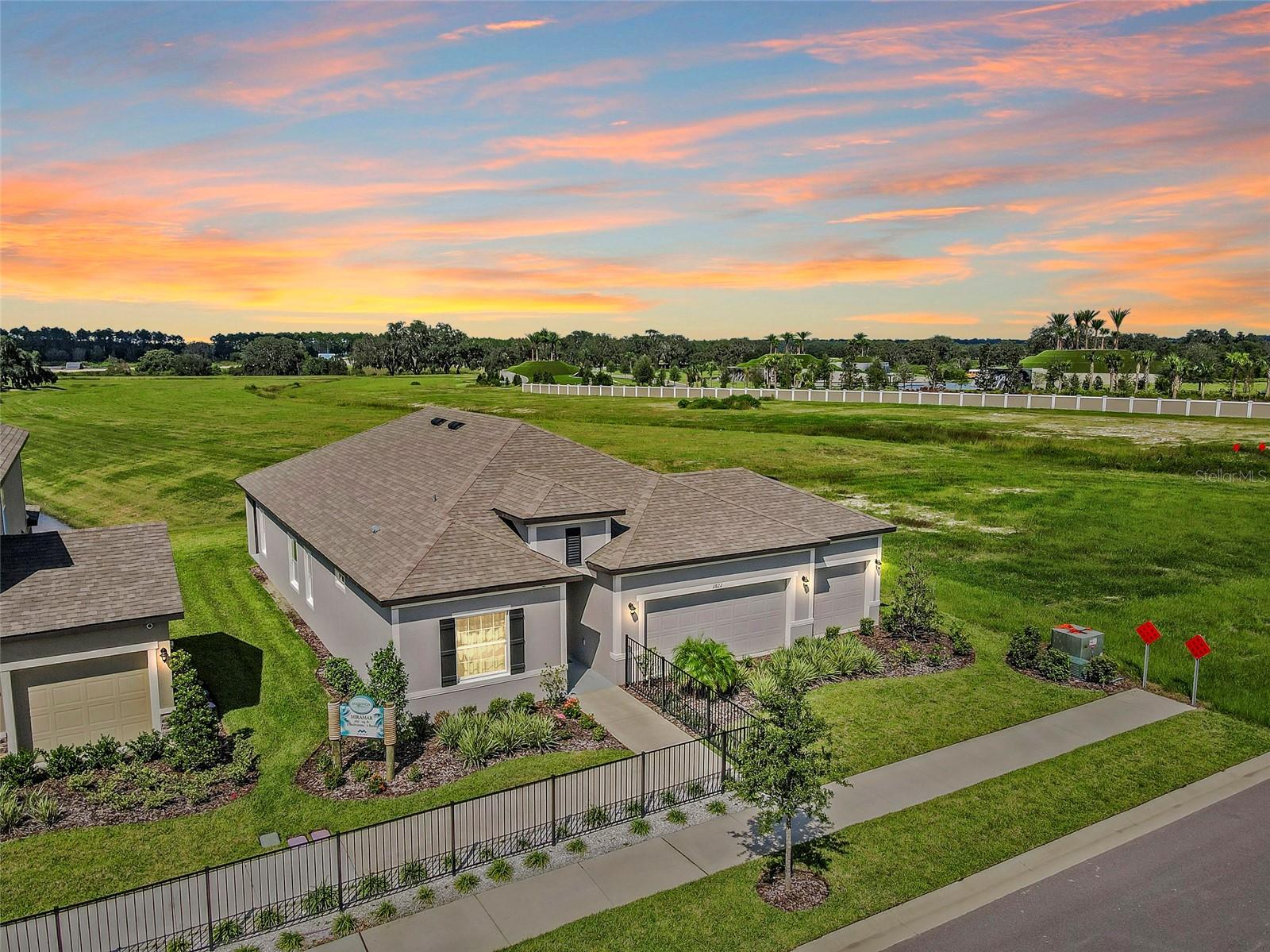 MIRADA PCLS 20 & 22 - Residential Lease