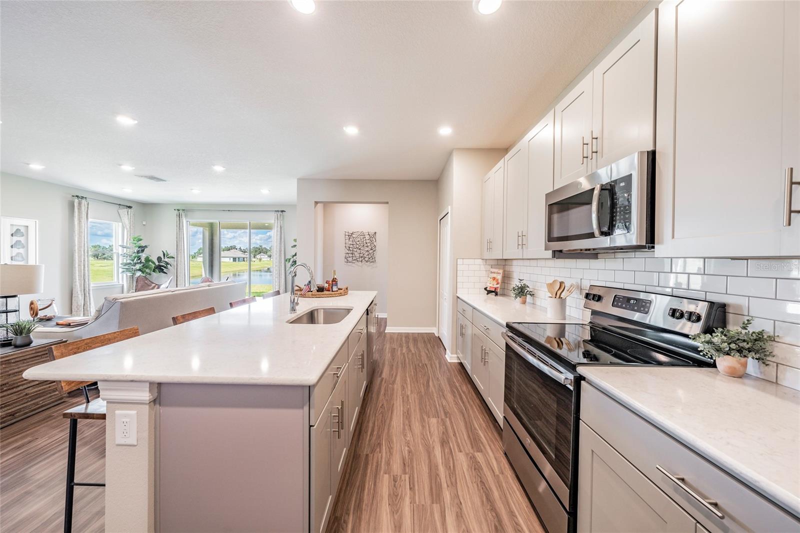 MIRADA PCLS 20 & 22 - Residential Lease